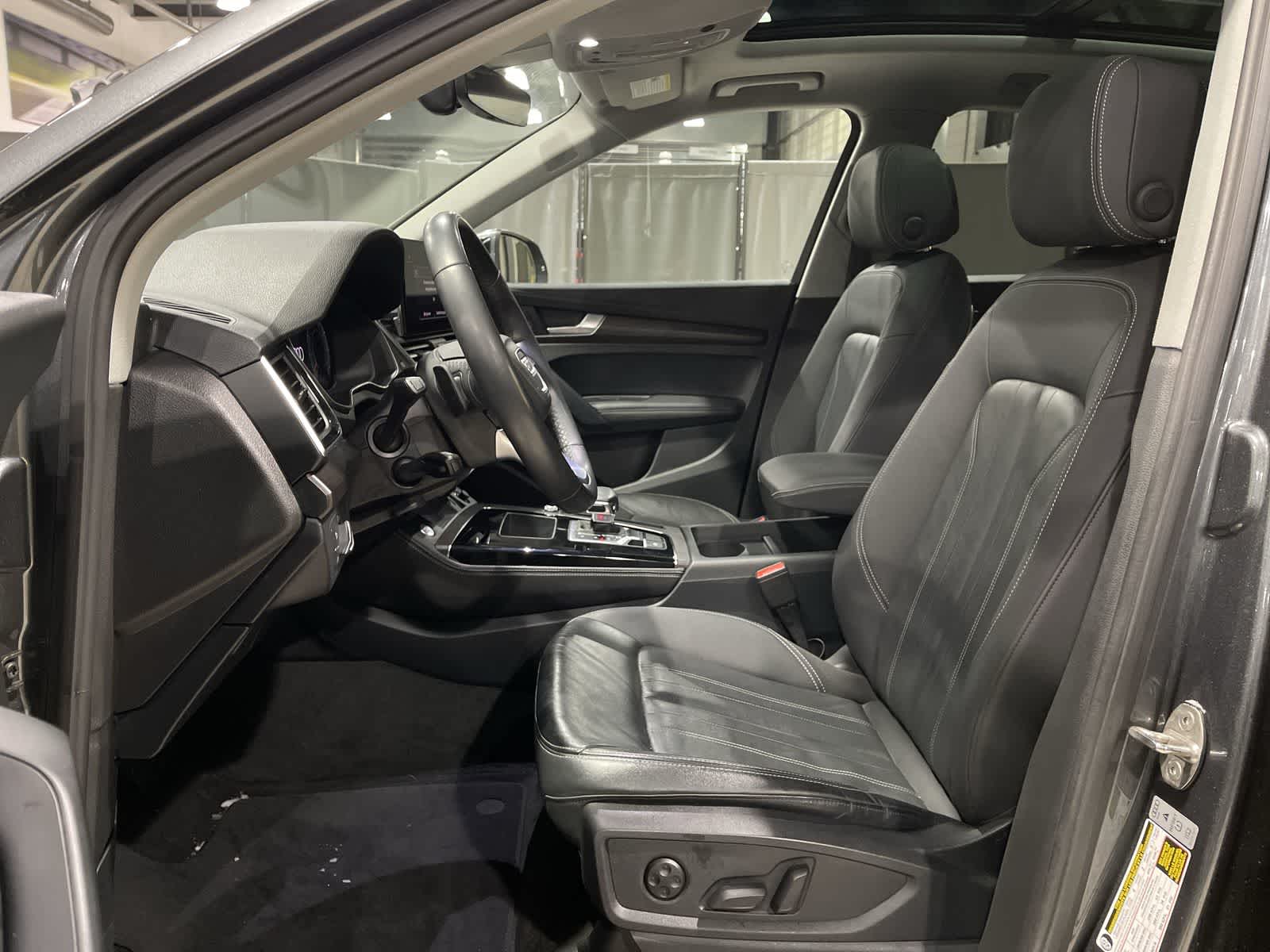 Thumbnail: 2023 Audi Q5 - 23