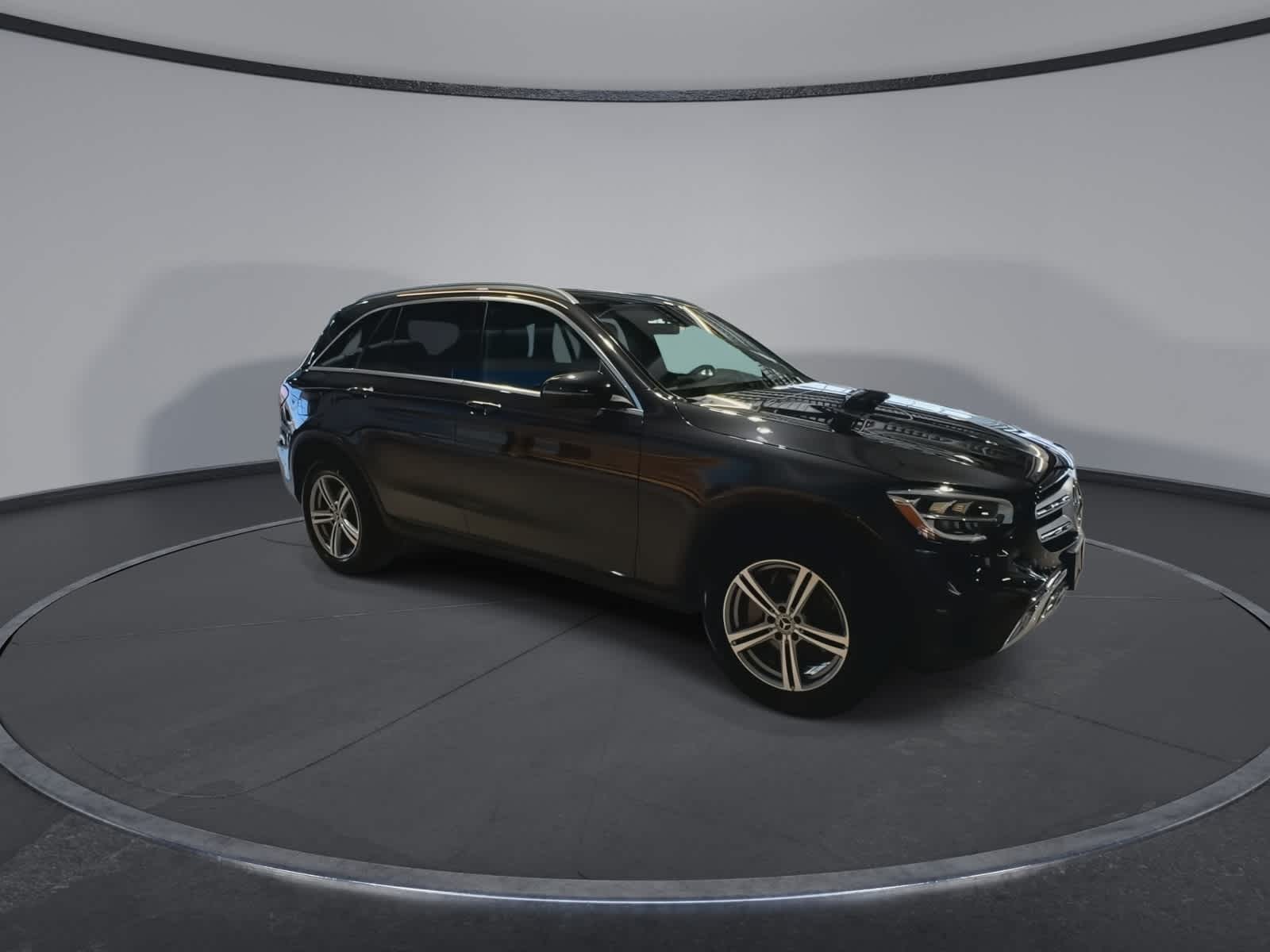 Thumbnail: 2021 Mercedes-Benz GLC - 2