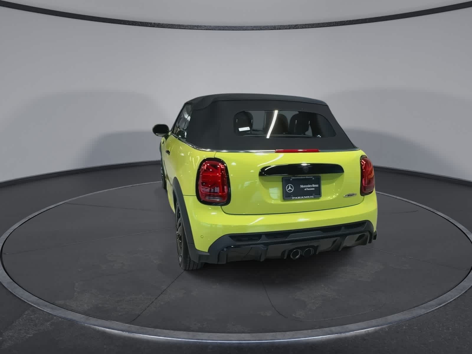 Thumbnail: 2023 MINI Cooper Convertible - 9