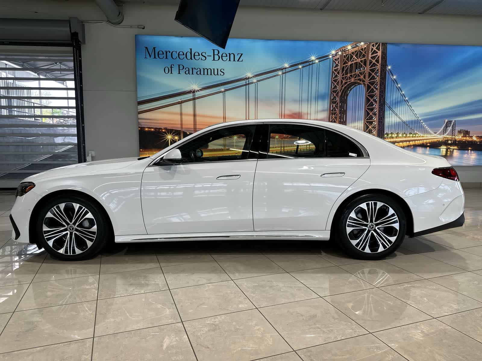 Thumbnail: 2025 Mercedes-Benz E-Class - 15