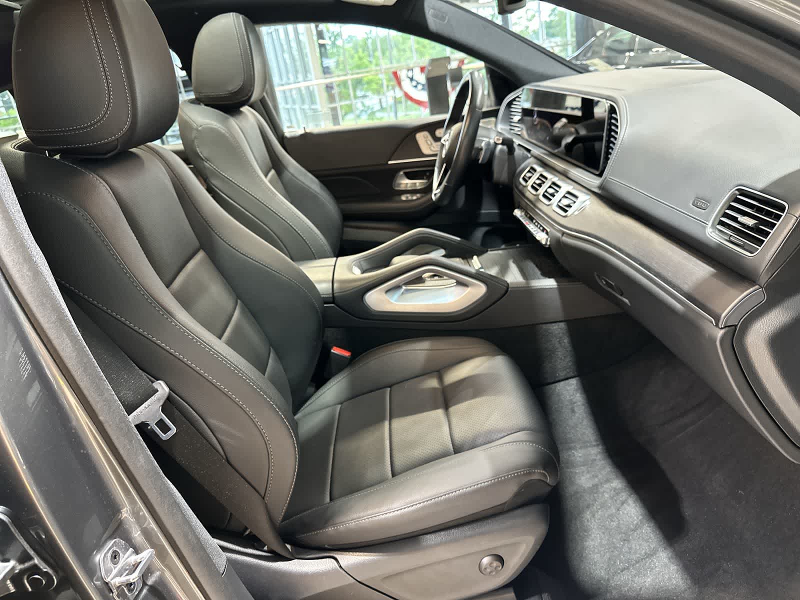 Thumbnail: 2025 Mercedes-Benz GLE - 25