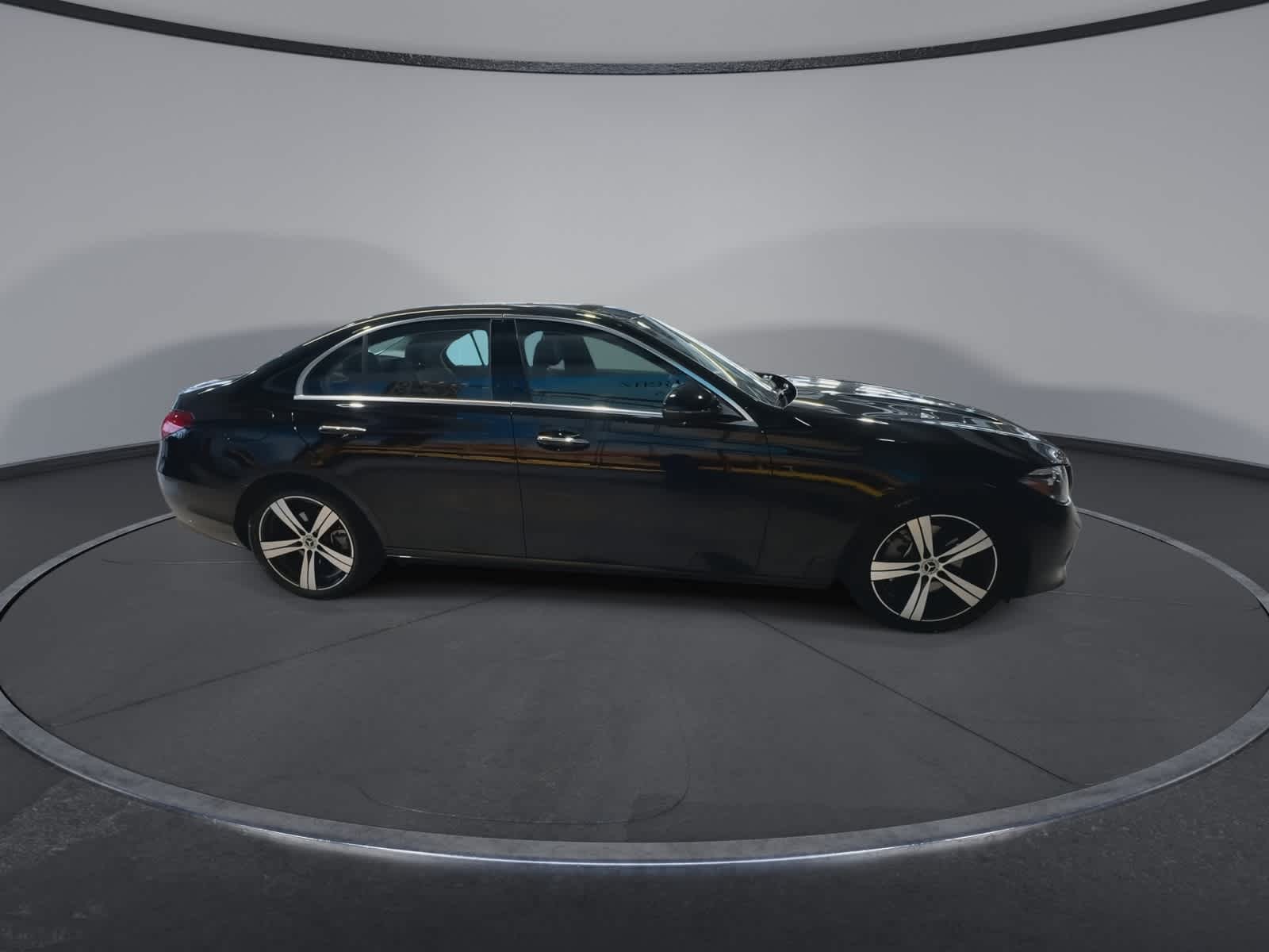 Thumbnail: 2025 Mercedes-Benz C-Class - 13