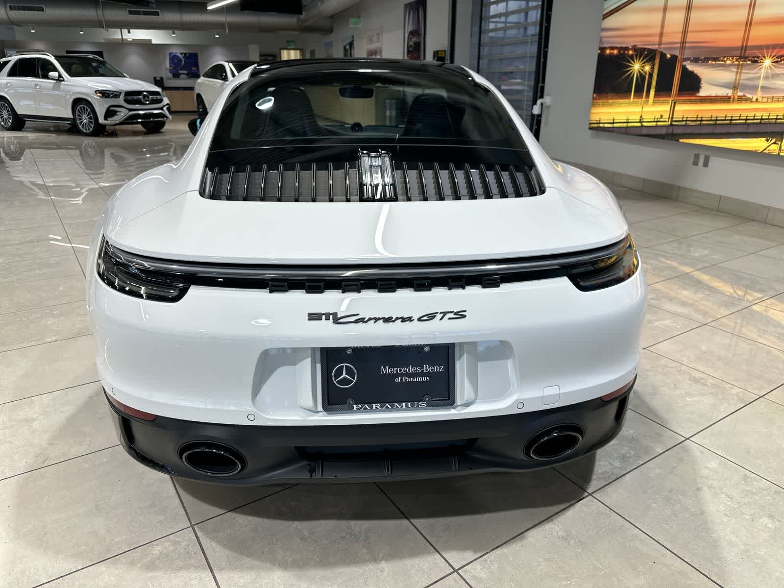 Thumbnail: 2024 Porsche 911 - 17