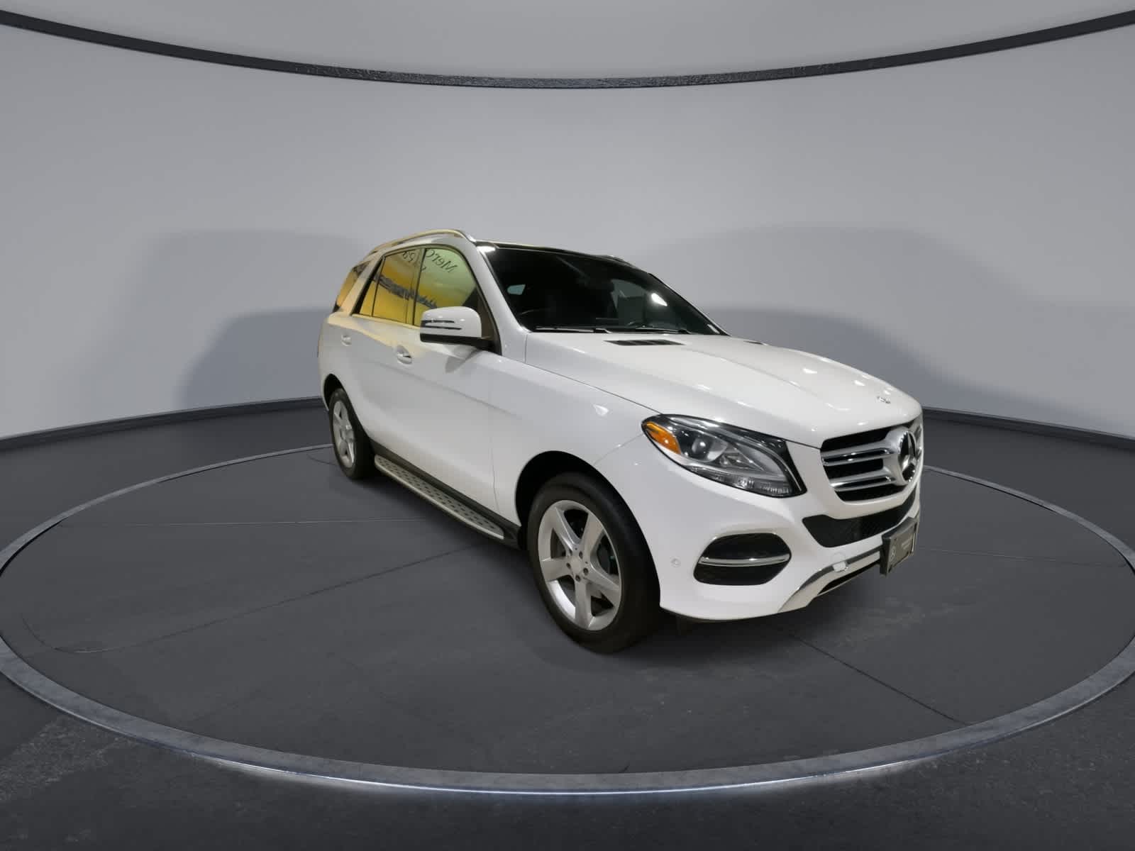 2016 Mercedes Benz GLE 350 4MATIC photo 3
