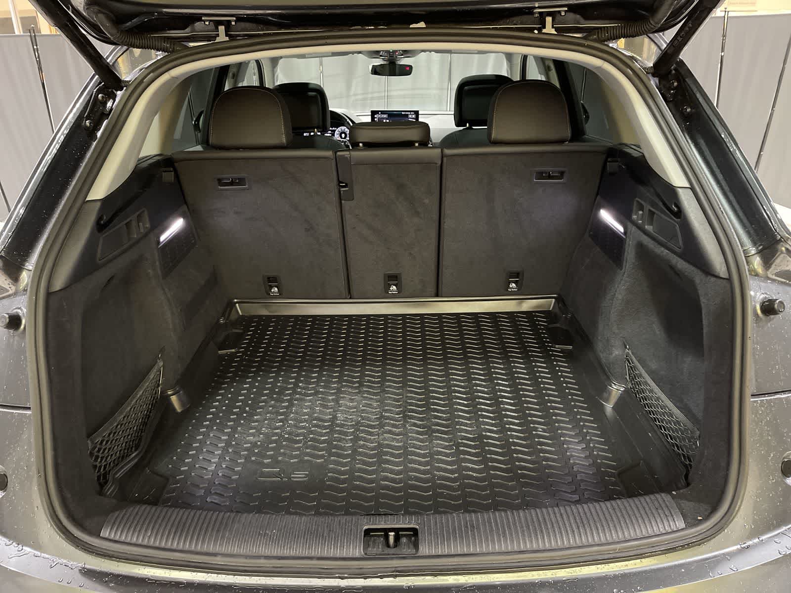 Thumbnail: 2023 Audi Q5 - 31