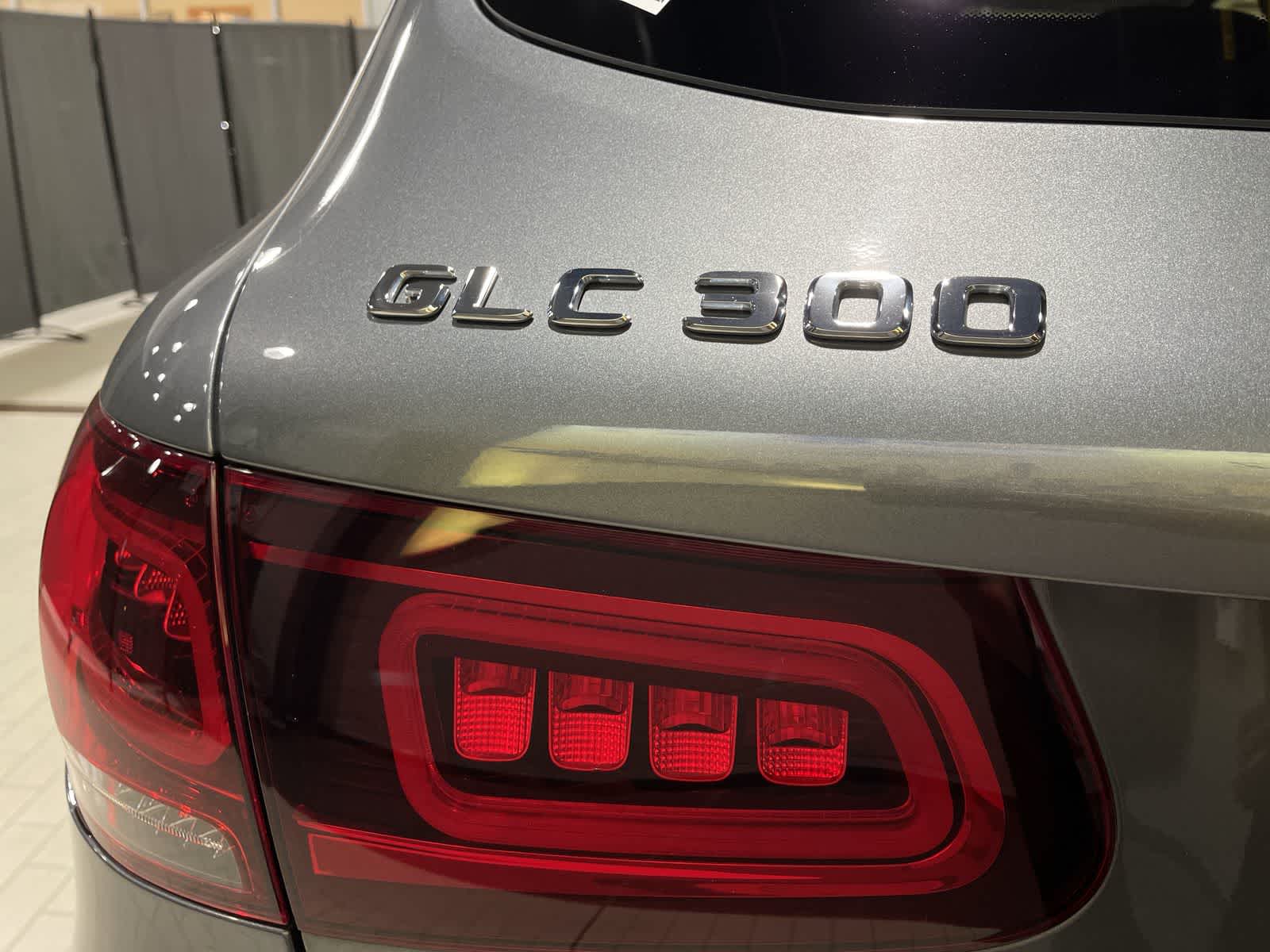 Thumbnail: 2021 Mercedes-Benz GLC - 19