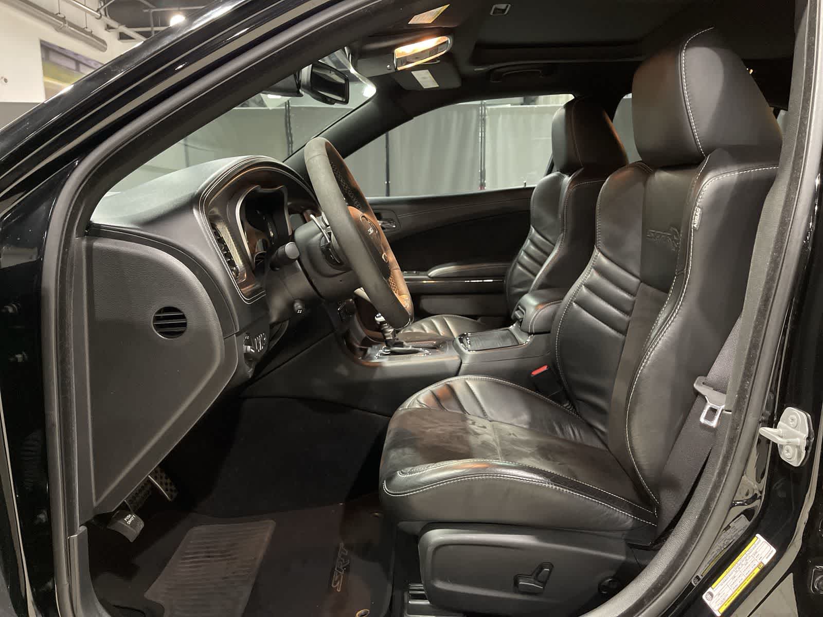 Thumbnail: 2019 Dodge Charger - 14