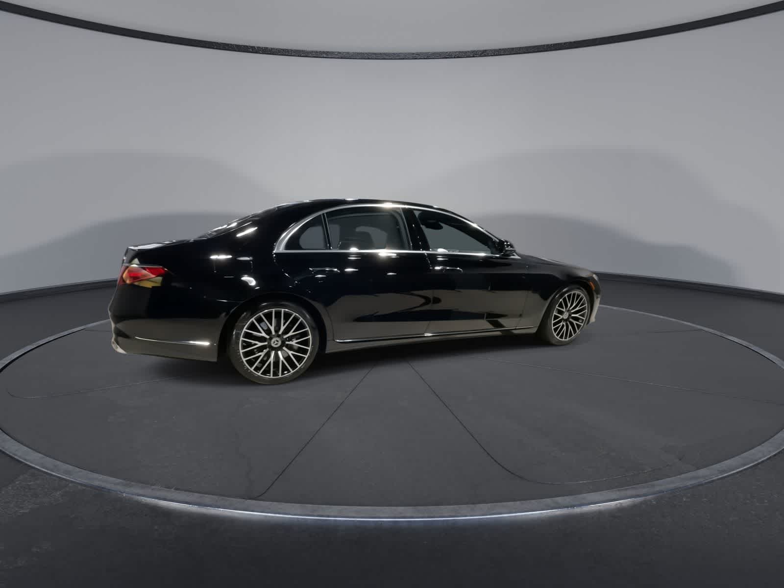 Thumbnail: 2025 Mercedes-Benz B-Class - 13