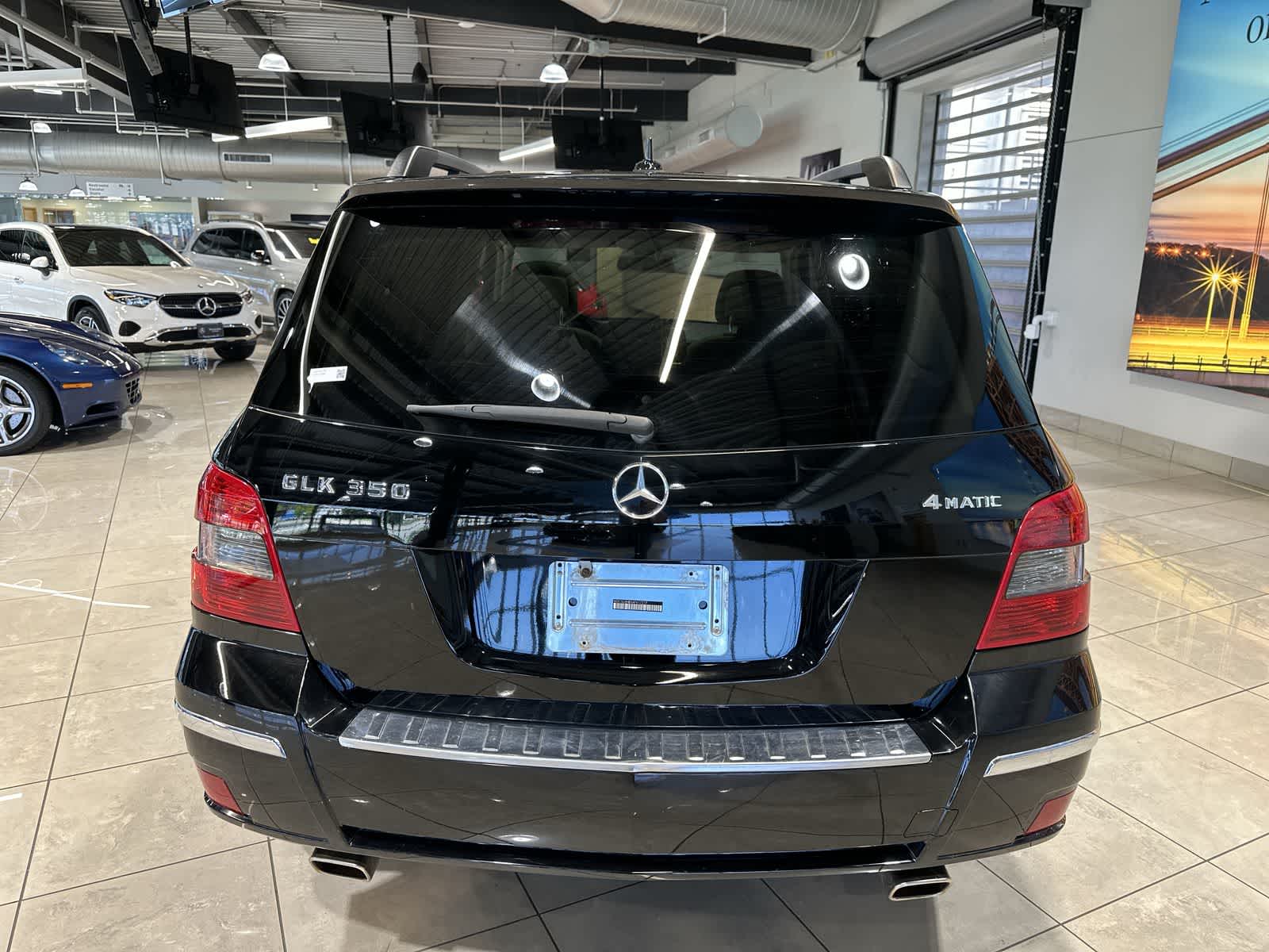 Thumbnail: 2010 Mercedes-Benz GLK - 17