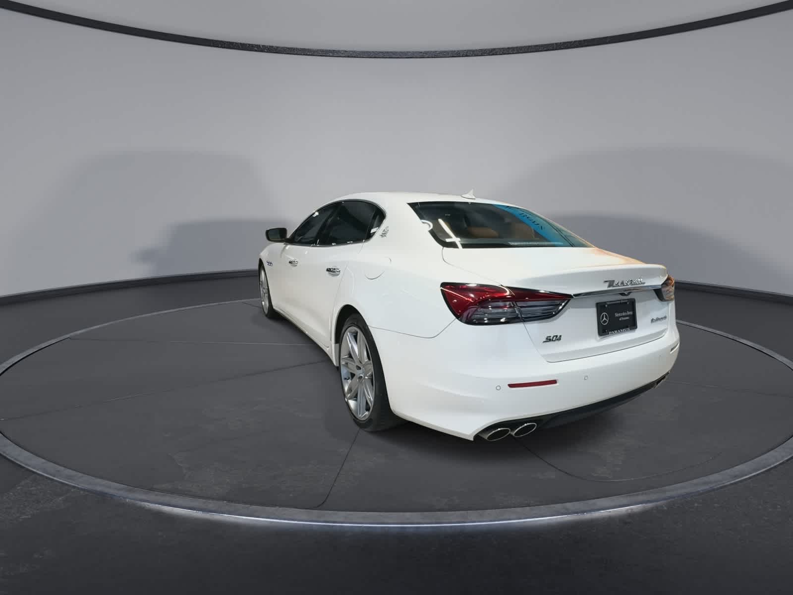 Thumbnail: 2021 Maserati Quattroporte - 9