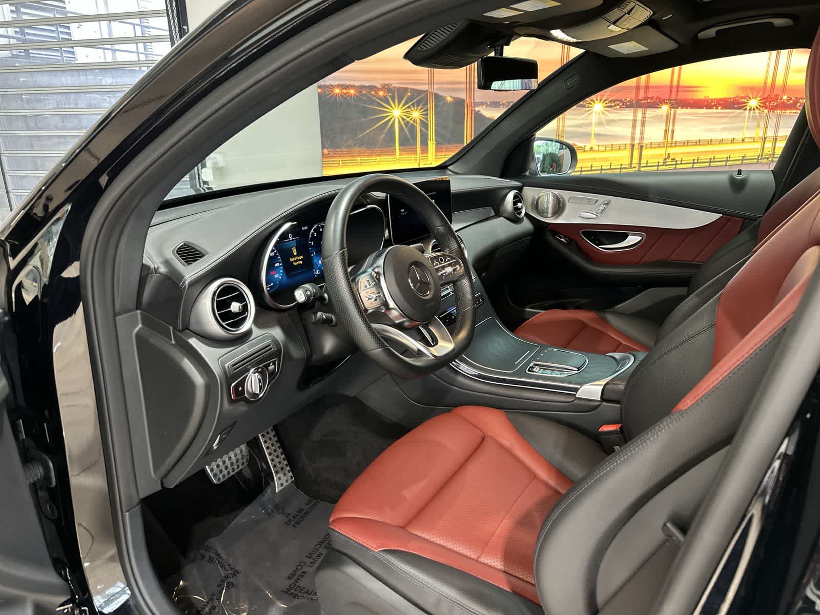 Thumbnail: 2023 Mercedes-Benz GLC - 14