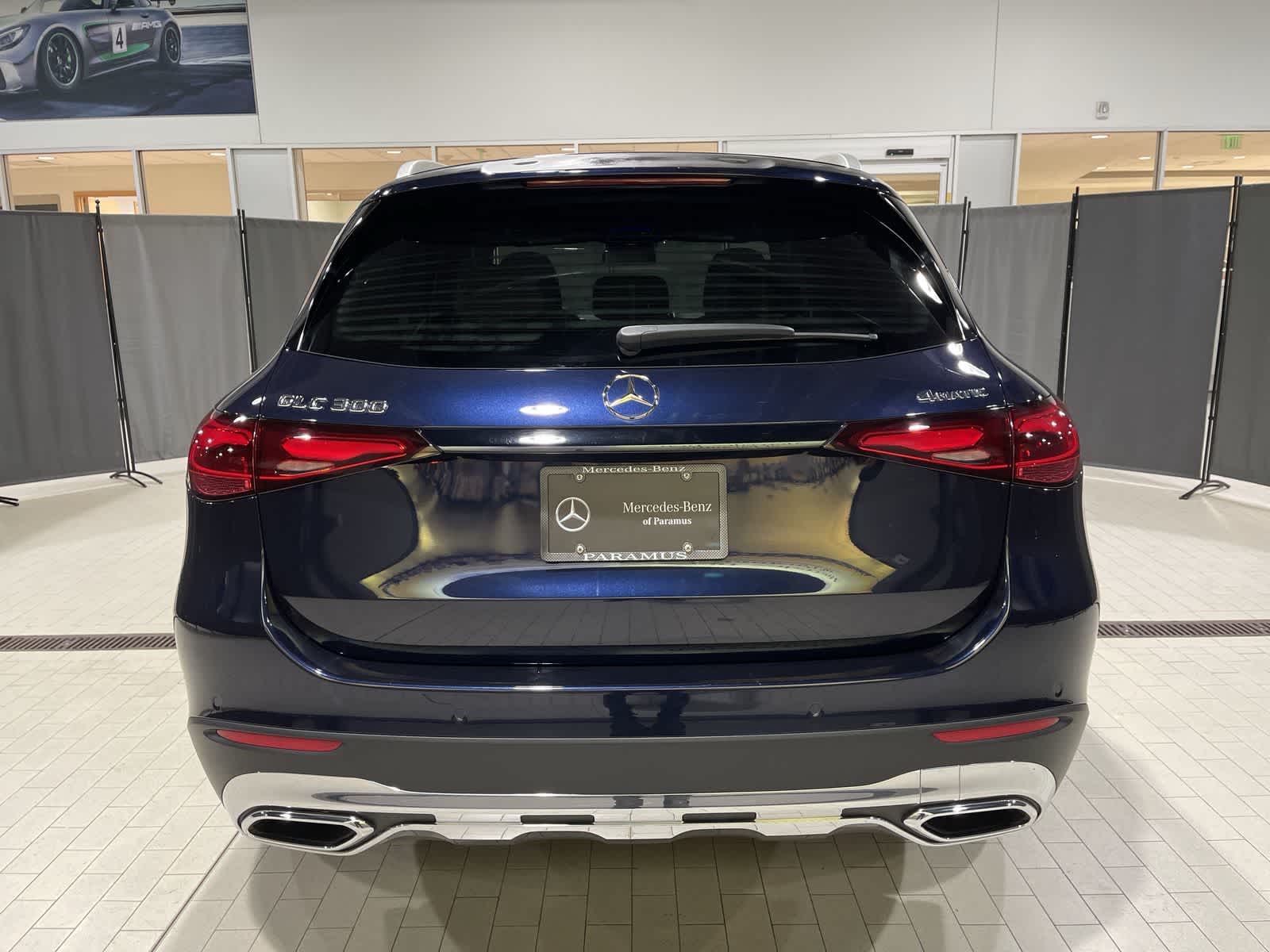 Thumbnail: 2024 Mercedes-Benz GLC - 17