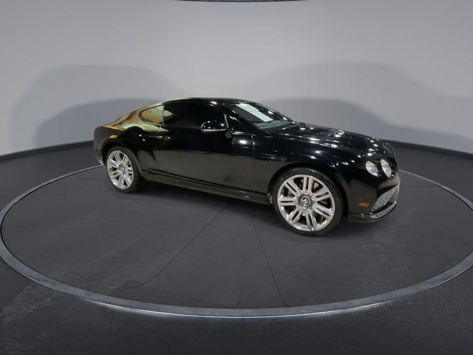 Thumbnail: 2016 Bentley Continental - 2