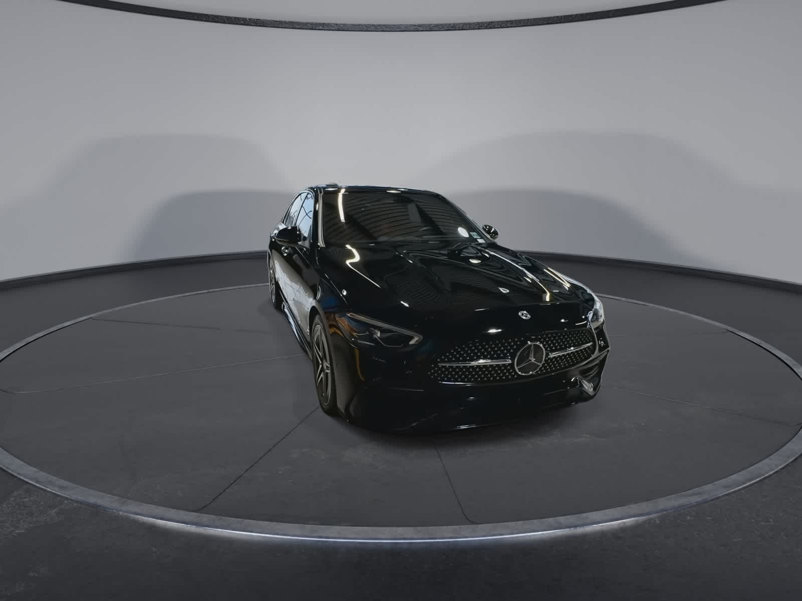 Thumbnail: 2023 Mercedes-Benz C-Class - 2