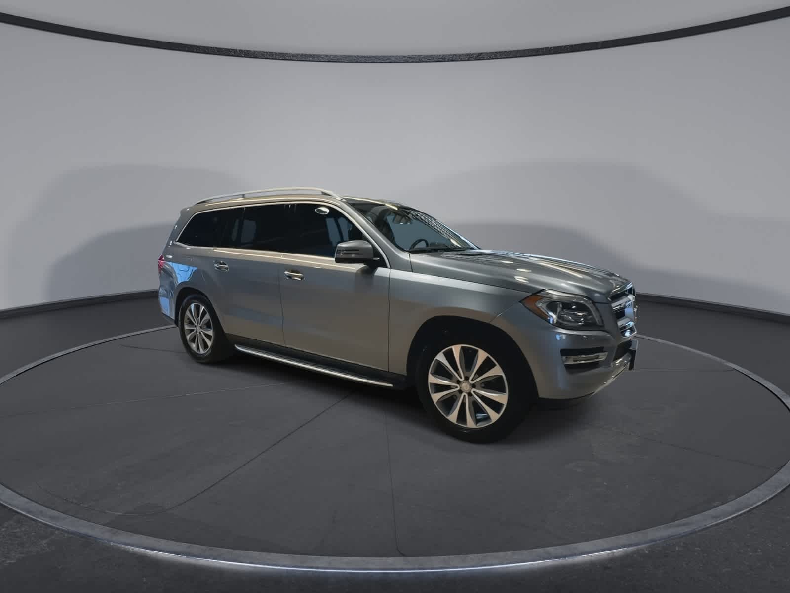 Thumbnail: 2016 Mercedes-Benz GL-Class - 2