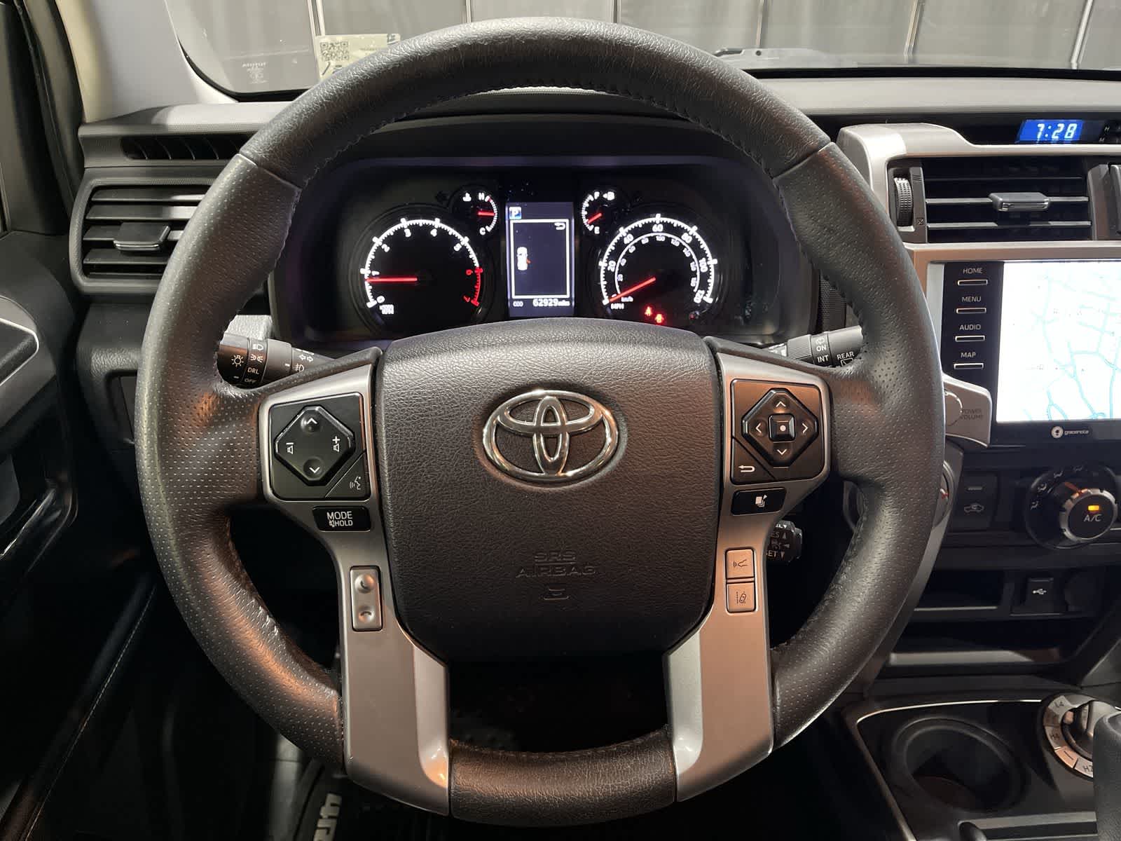 Thumbnail: 2020 Toyota 4Runner - 27