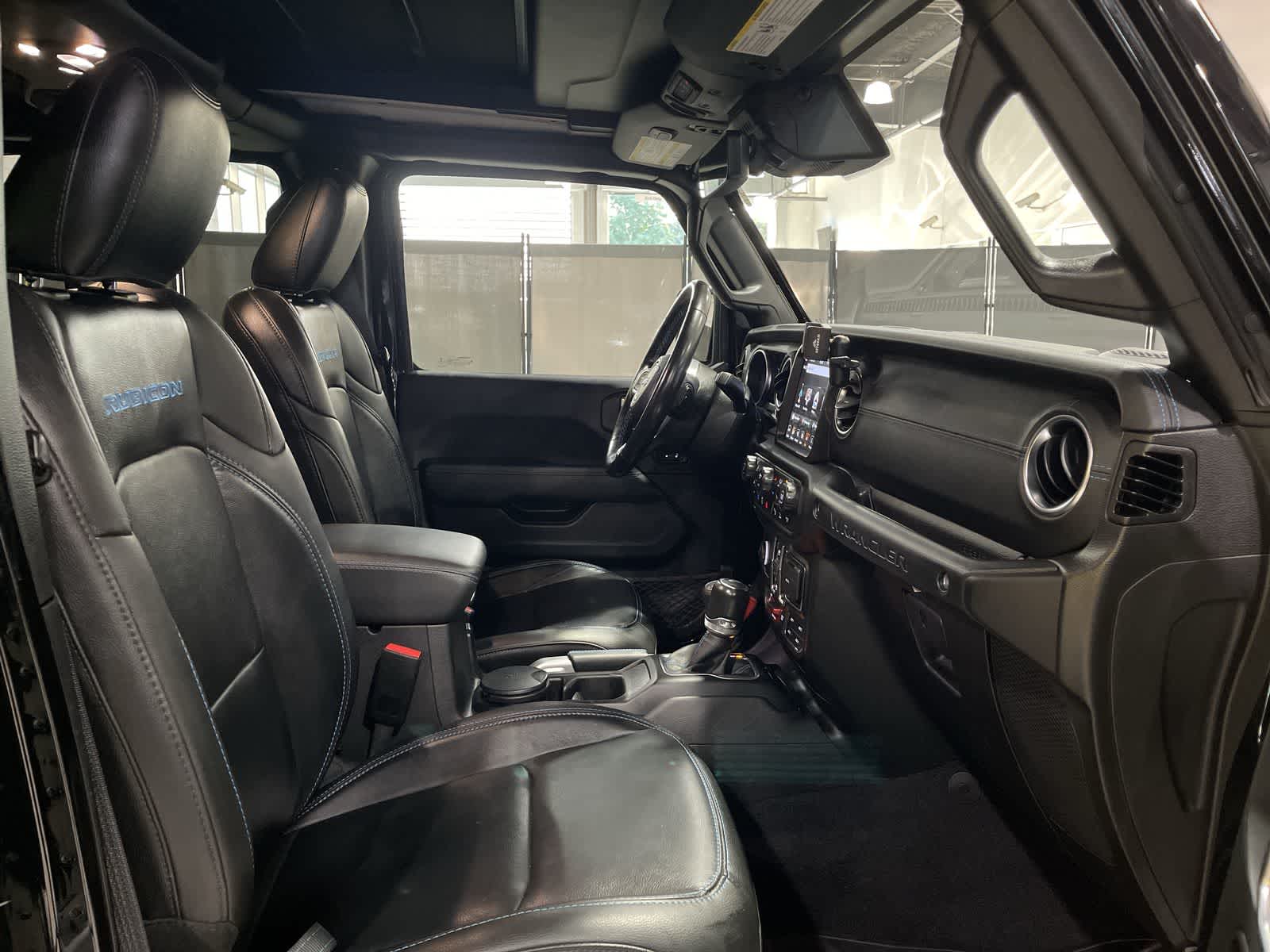 Thumbnail: 2022 Jeep Wrangler - 26