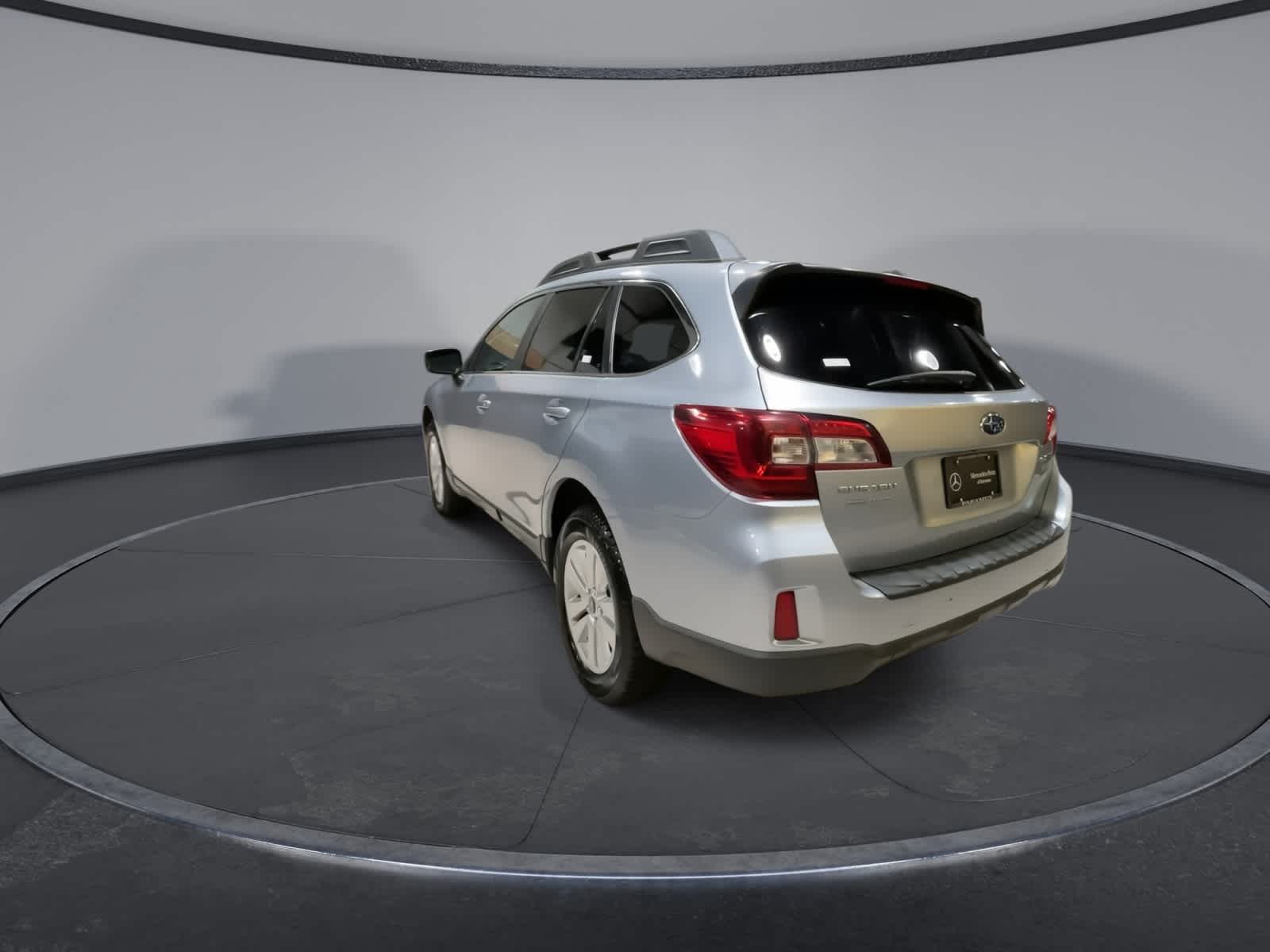 Thumbnail: 2015 Subaru Outback - 9