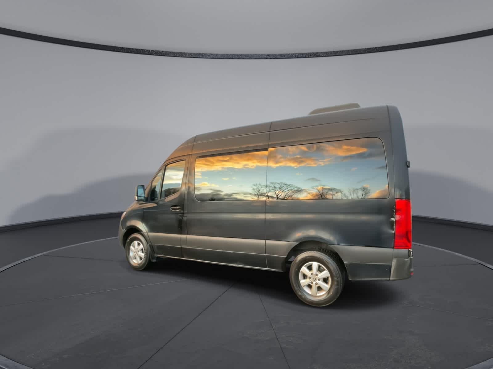 Thumbnail: 2019 Mercedes-Benz Sprinter - 8