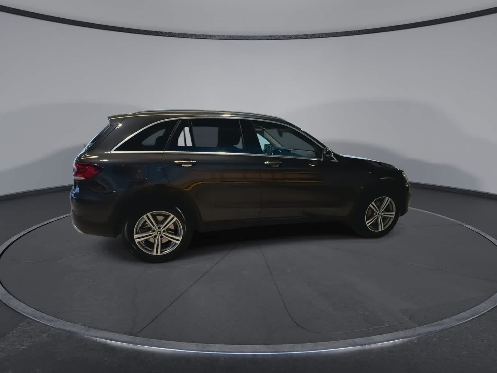 Thumbnail: 2021 Mercedes-Benz GLC - 12