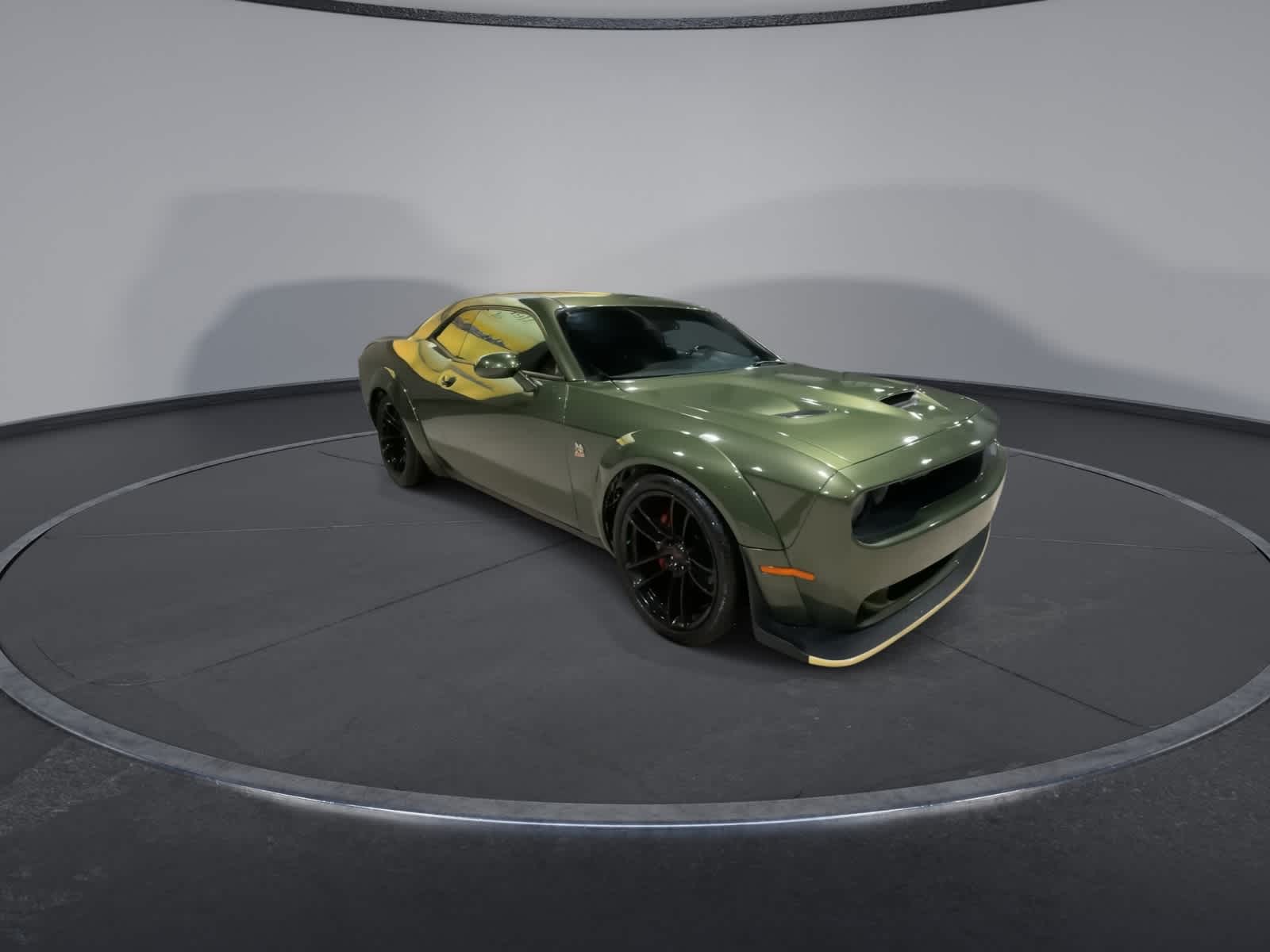 Thumbnail: 2020 Dodge Challenger - 3