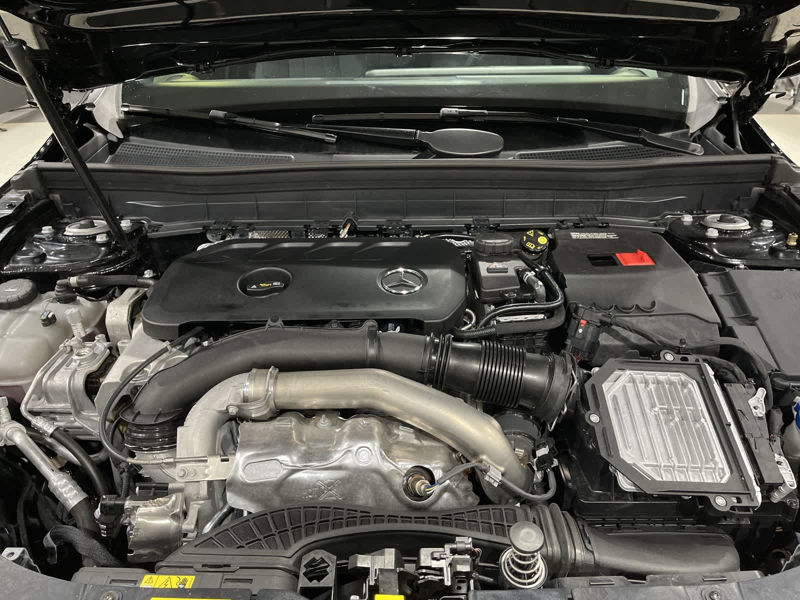 Thumbnail: 2025 Mercedes-Benz GLB - 21