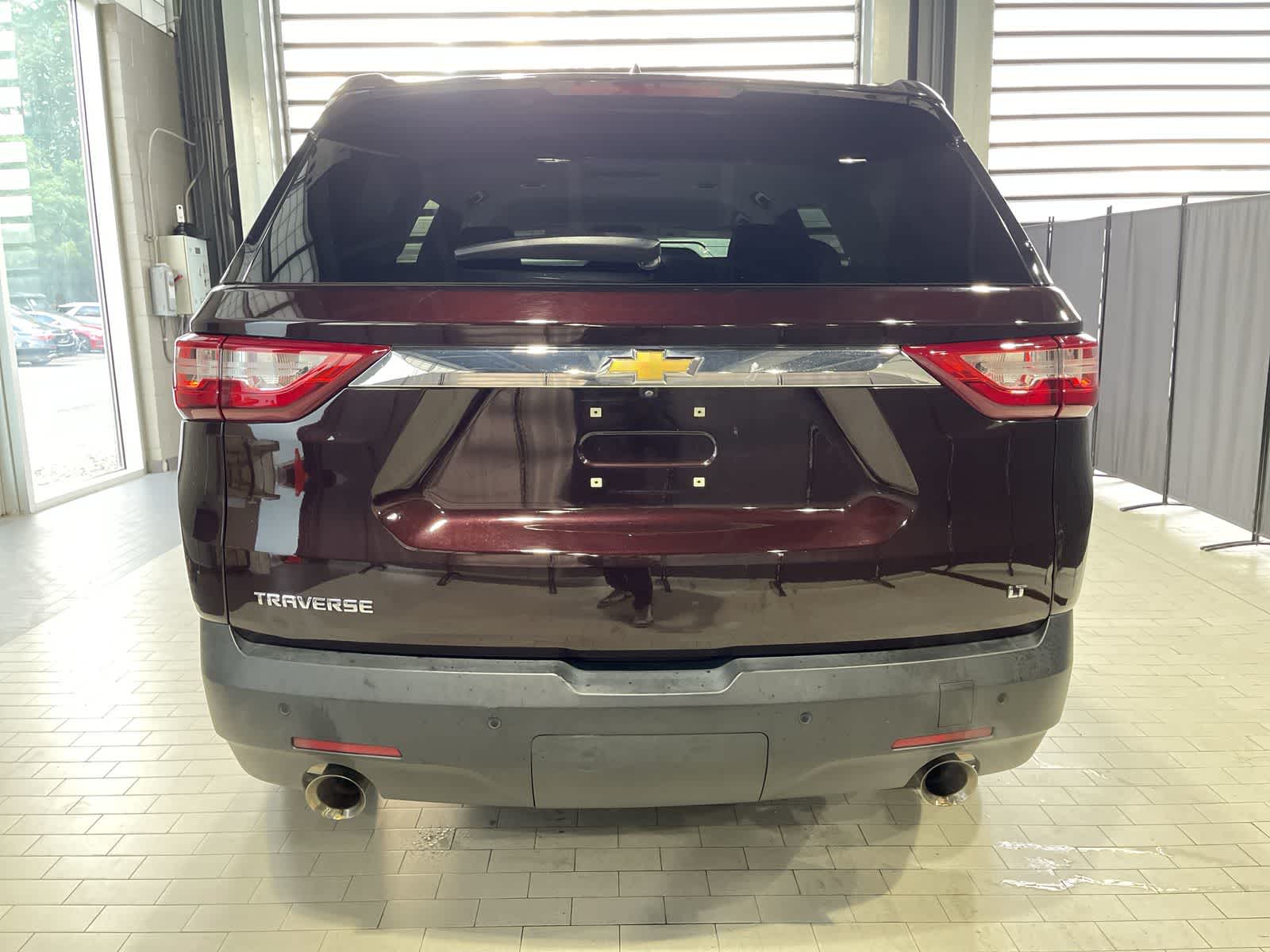 2020 Chevrolet Traverse LT 17