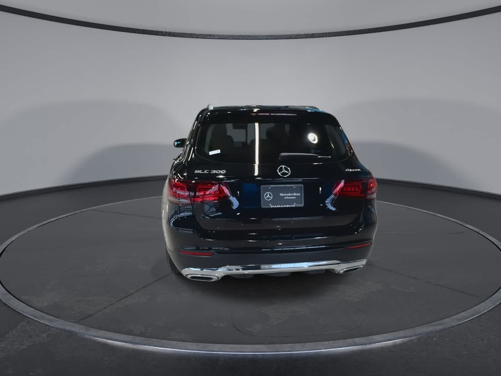 Thumbnail: 2022 Mercedes-Benz GLC - 10