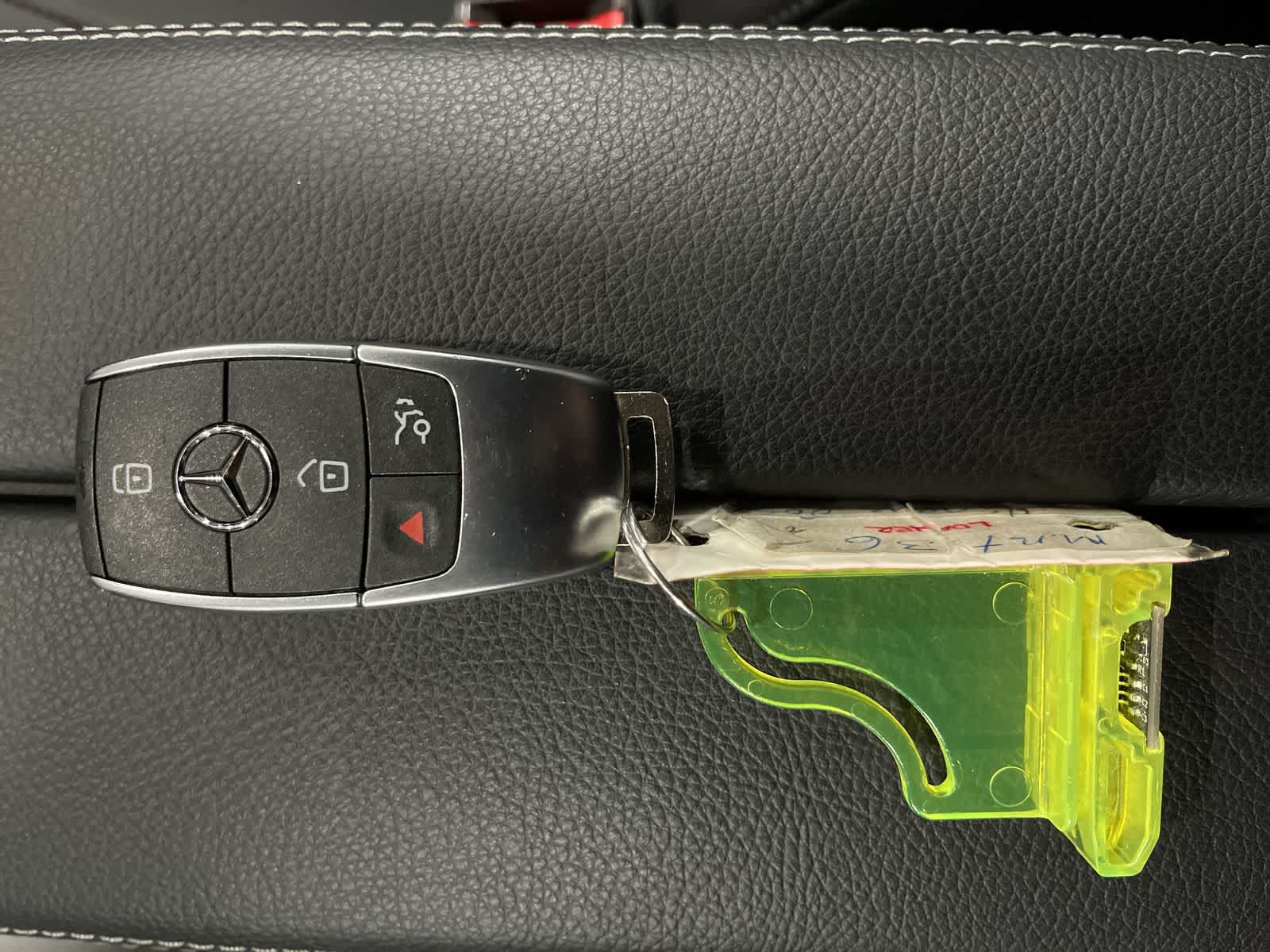 Thumbnail: 2025 Mercedes-Benz GLB - 32