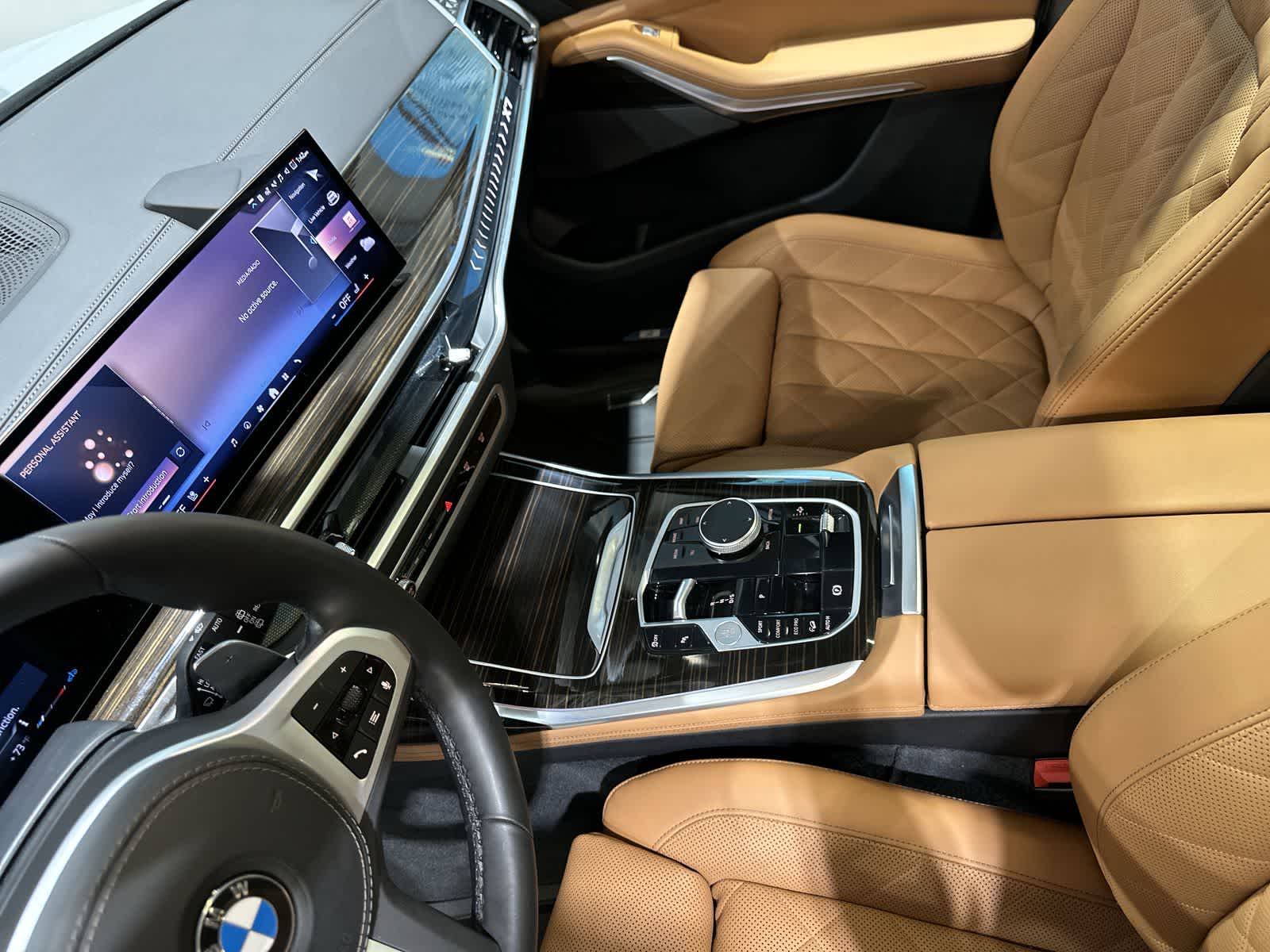Thumbnail: 2025 BMW X7 - 28