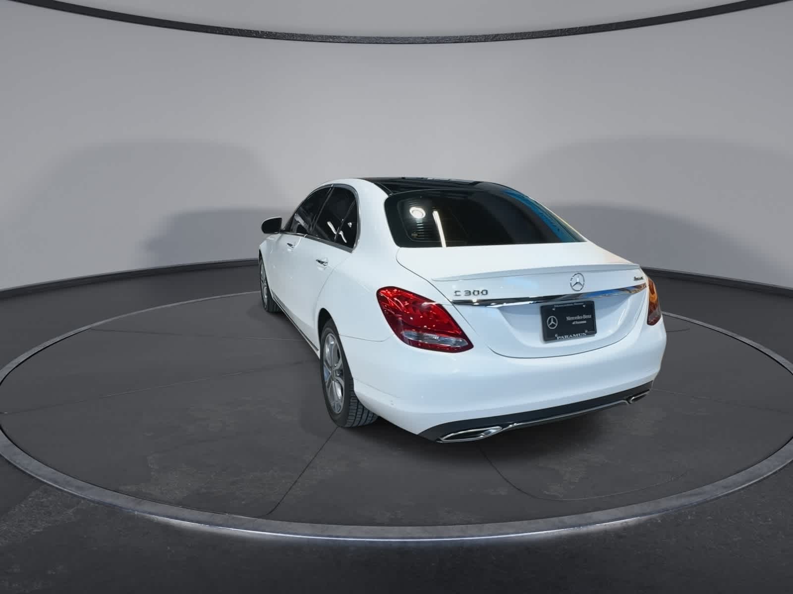 Thumbnail: 2018 Mercedes-Benz C-Class - 9