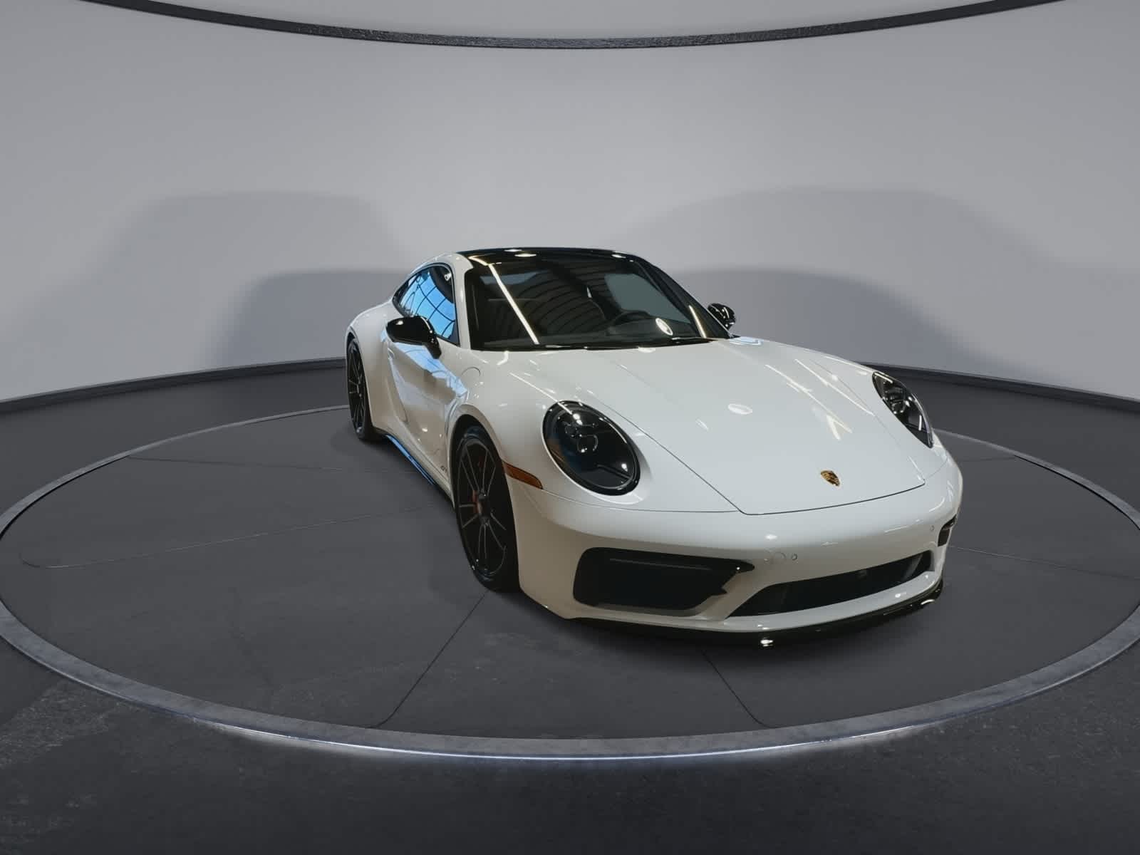 Thumbnail: 2024 Porsche 911 - 3