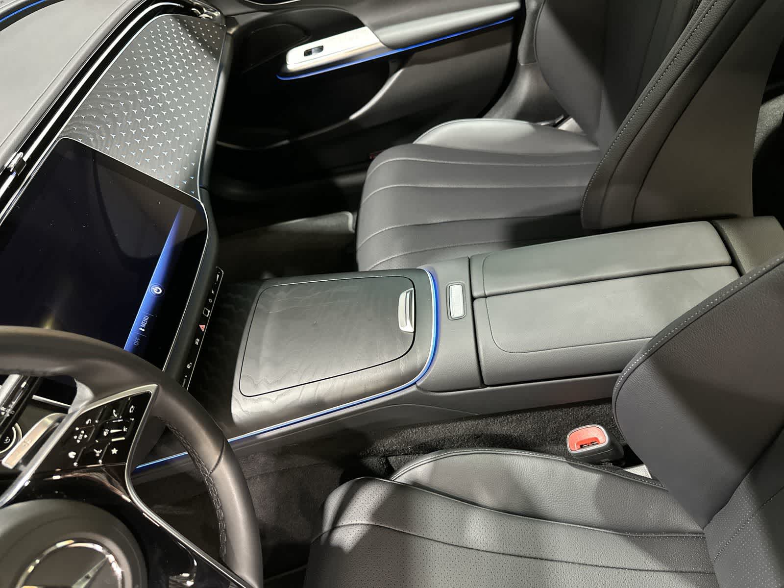 Thumbnail: 2025 Mercedes-Benz E-Class - 28