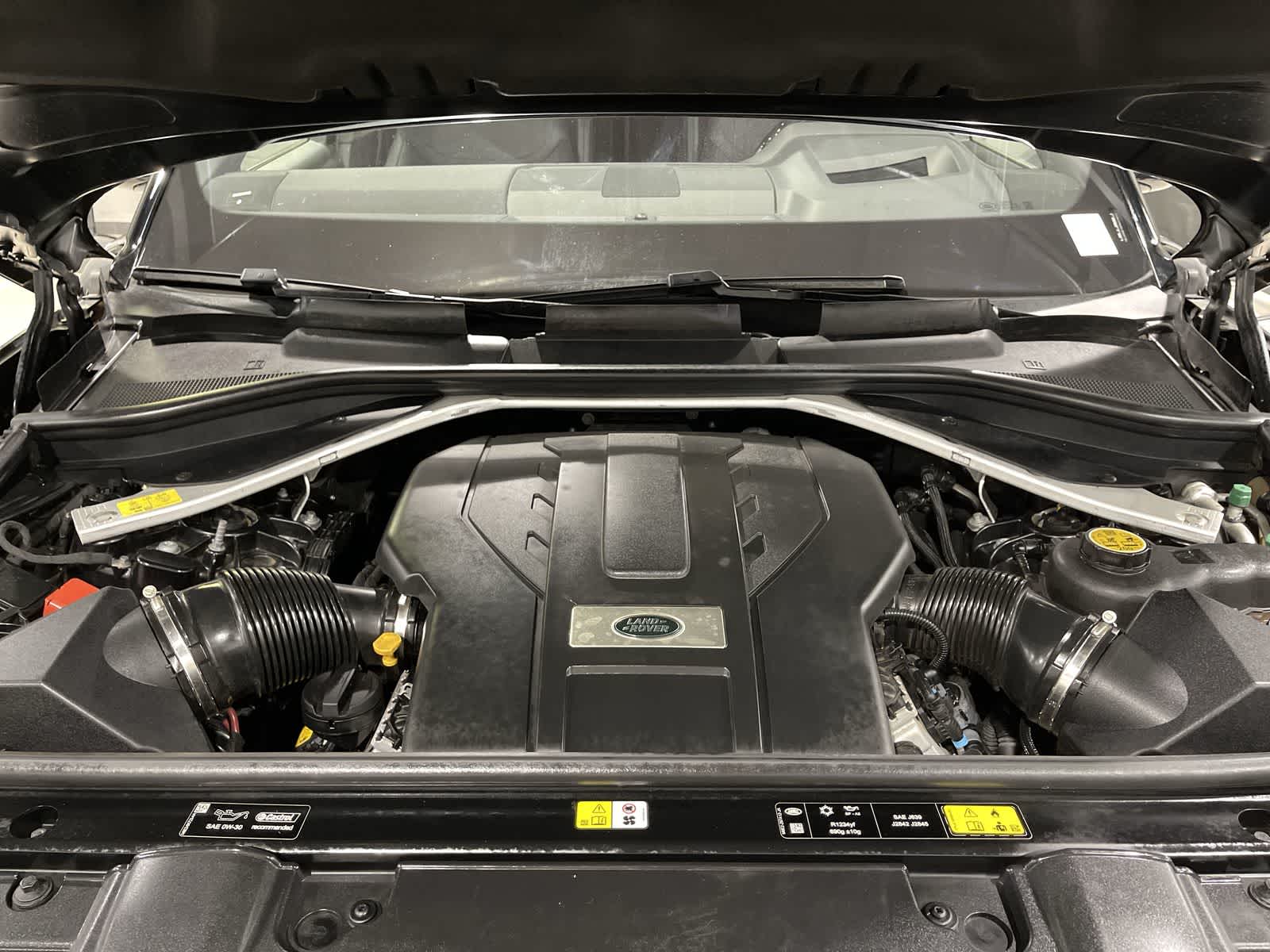 Thumbnail: 2023 Land Rover Range Rover - 21