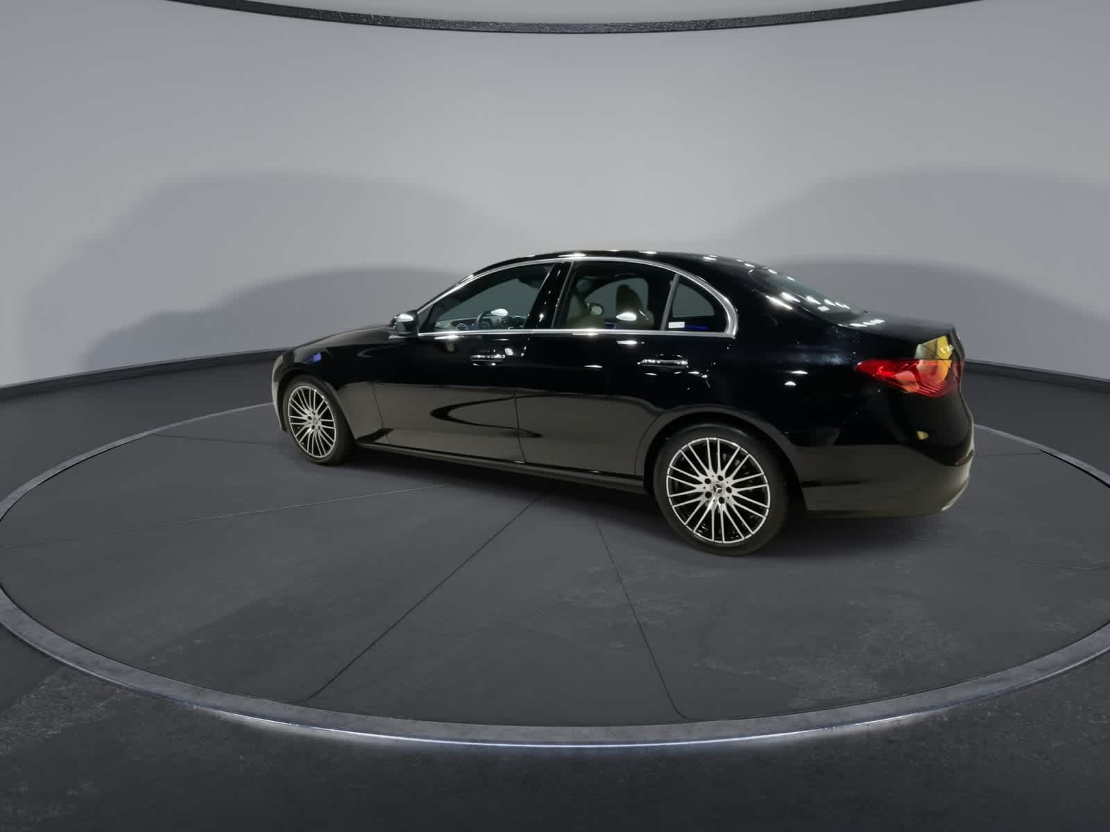 Thumbnail: 2024 Mercedes-Benz C-Class - 9