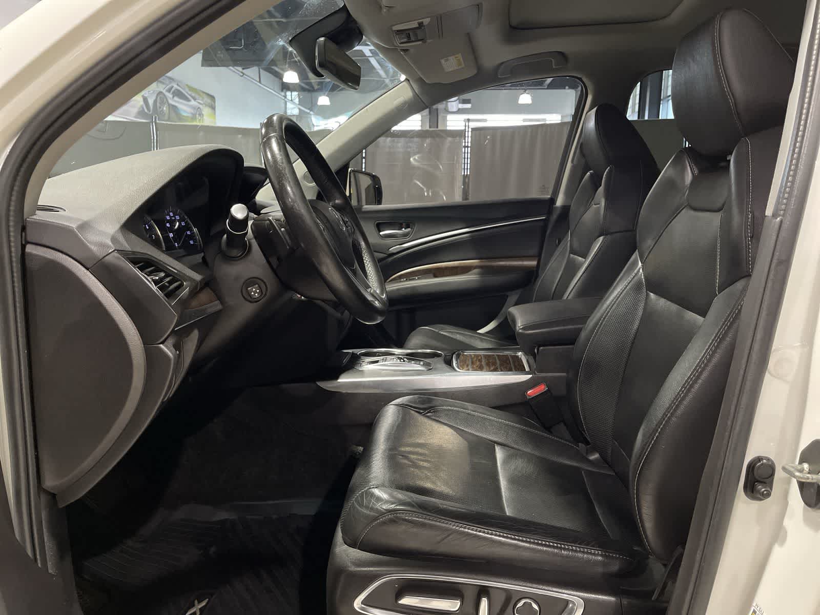 Thumbnail: 2019 Acura MDX - 14