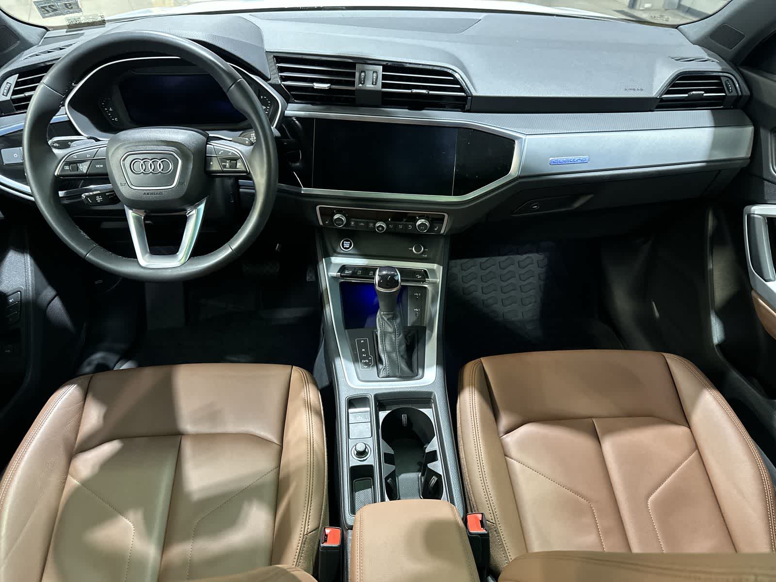 Thumbnail: 2022 Audi Q3 - 22