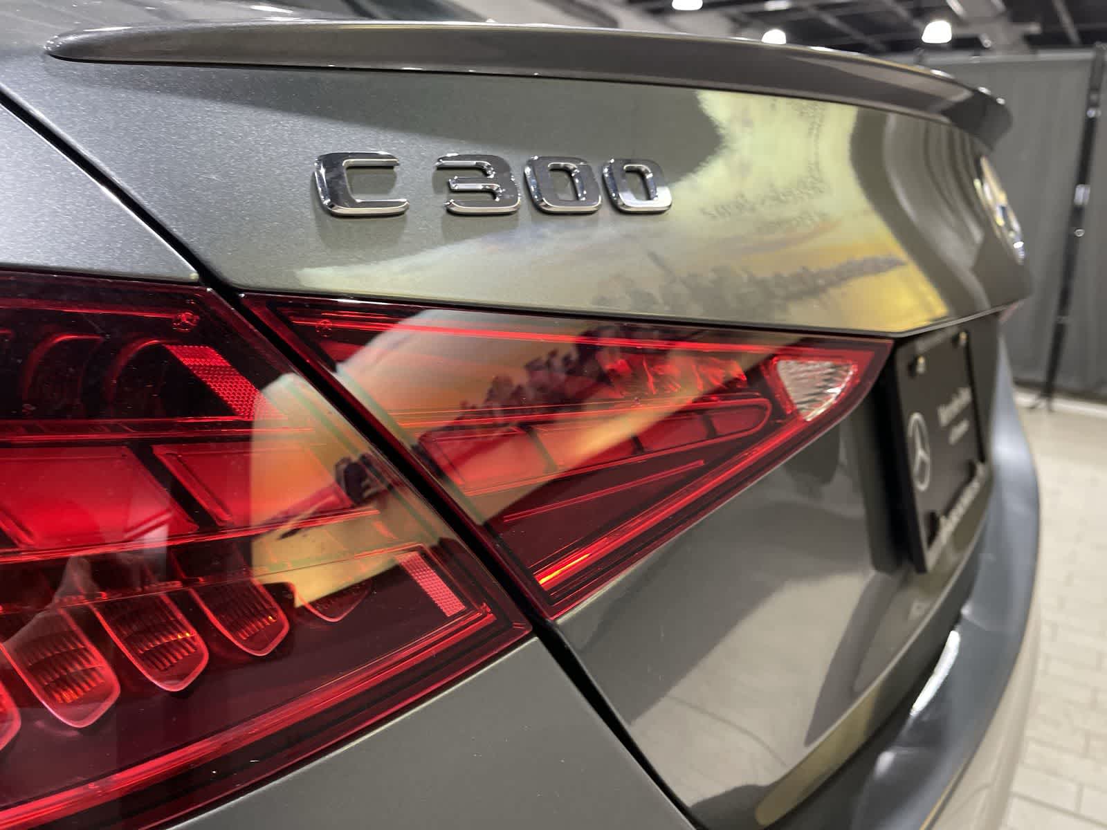 Thumbnail: 2022 Mercedes-Benz C-Class - 19