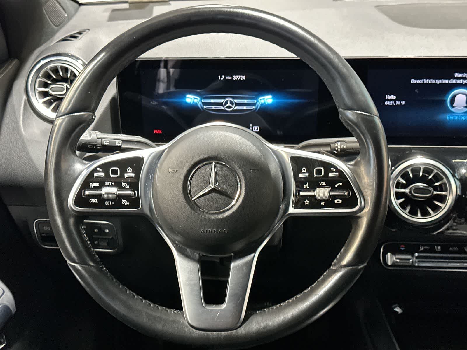 Thumbnail: 2022 Mercedes-Benz GLA - 27
