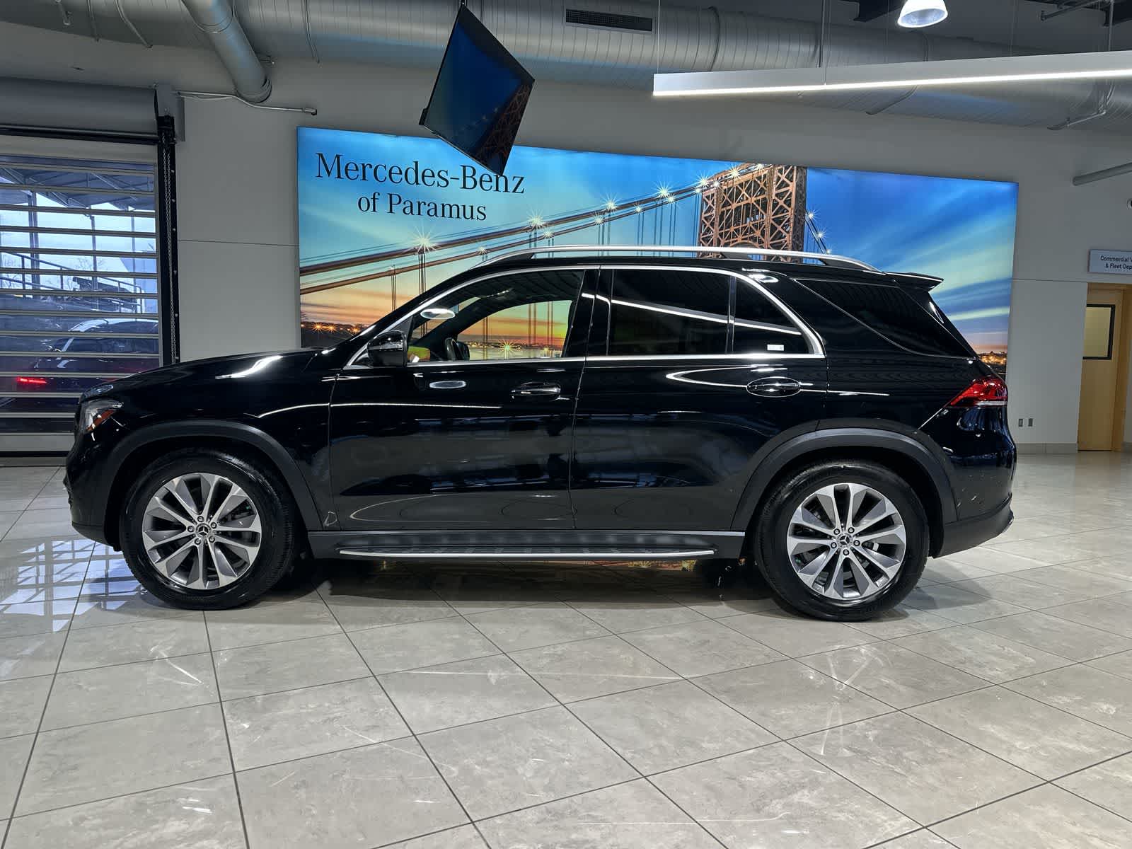 Thumbnail: 2023 Mercedes-Benz GLE - 15