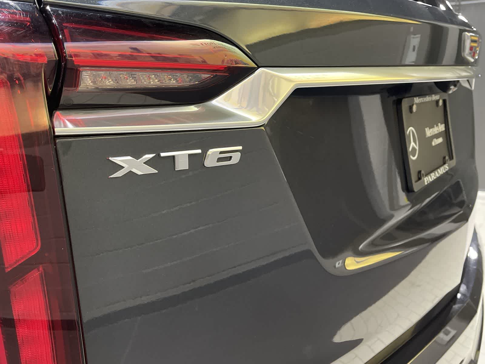 Thumbnail: 2022 Cadillac XT6 - 19