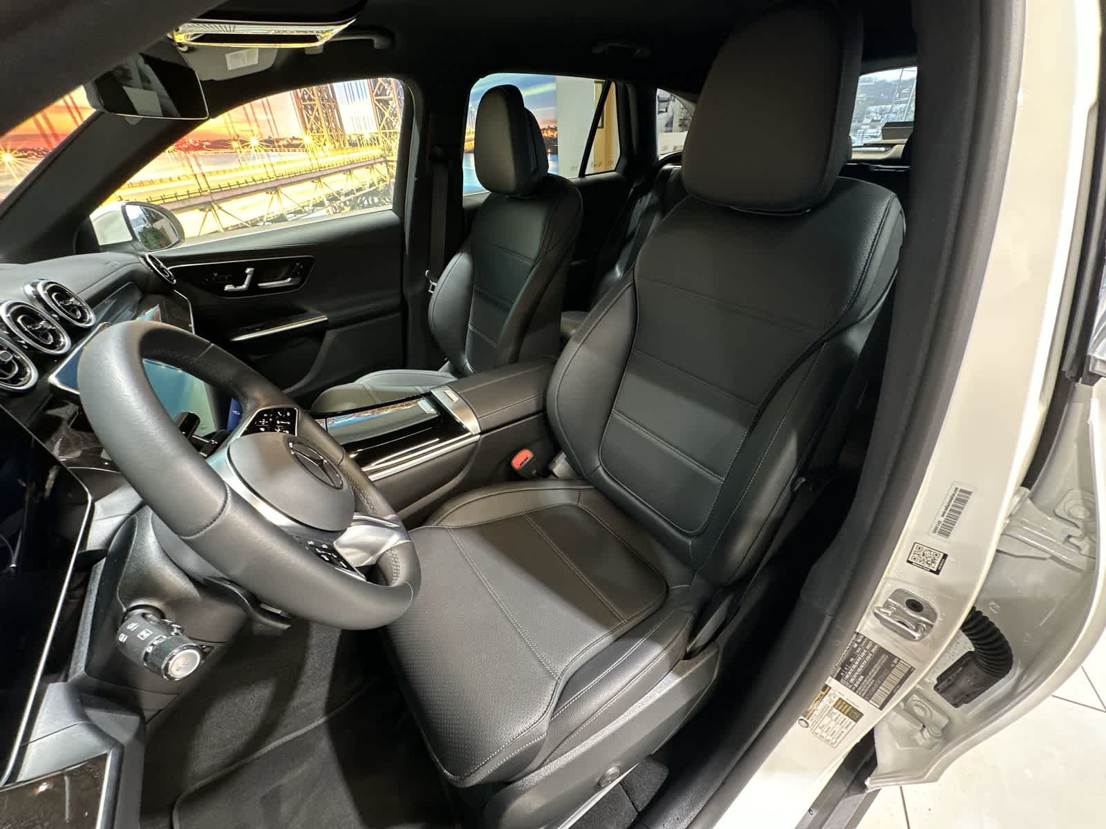 Thumbnail: 2024 Mercedes-Benz GLC - 23