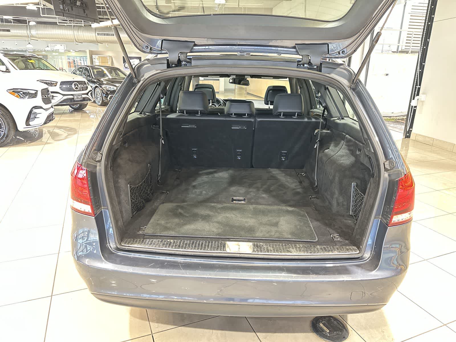 Thumbnail: 2015 Mercedes-Benz E-Class - 31