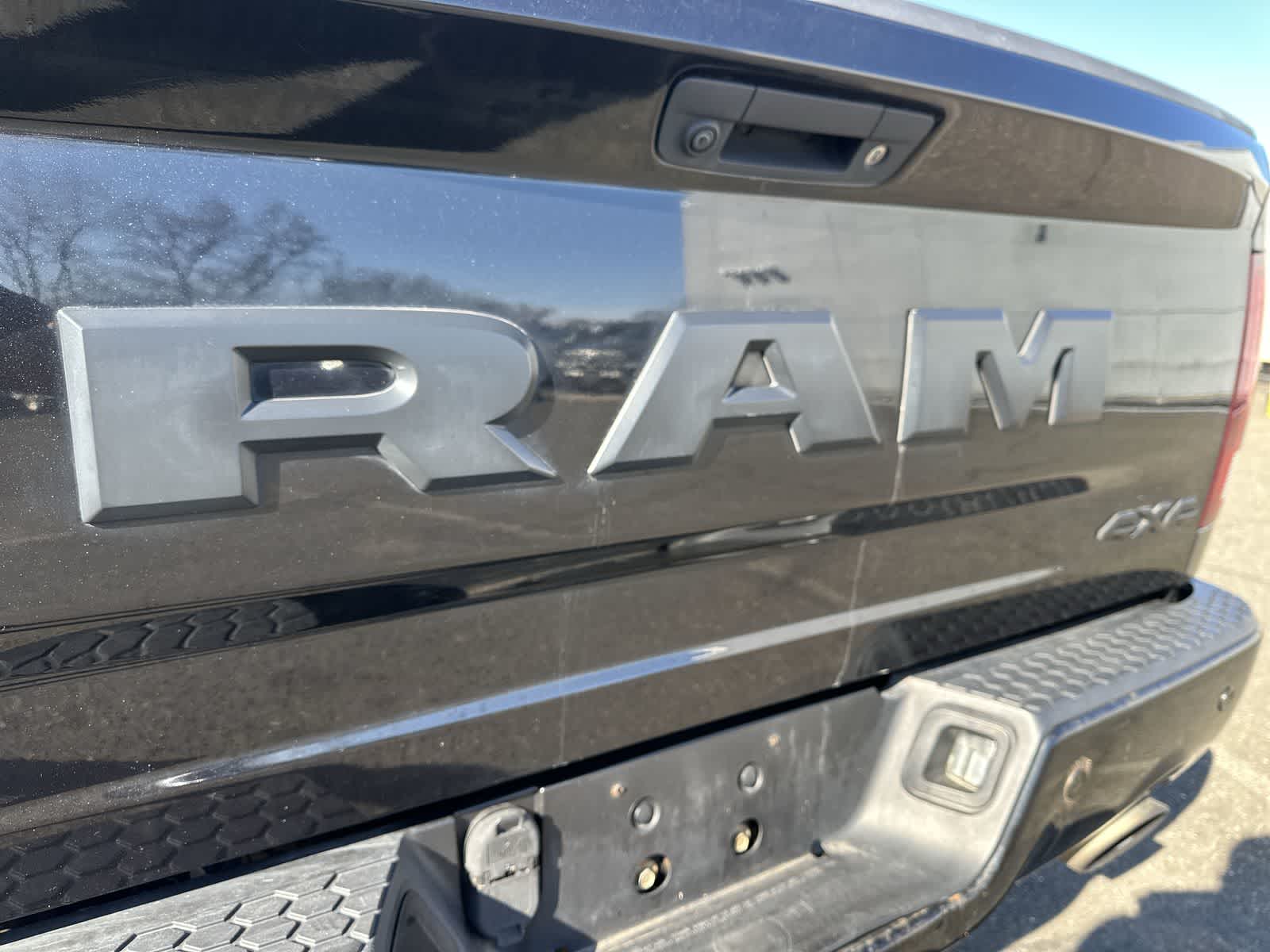 Thumbnail: 2017 RAM 1500 - 19