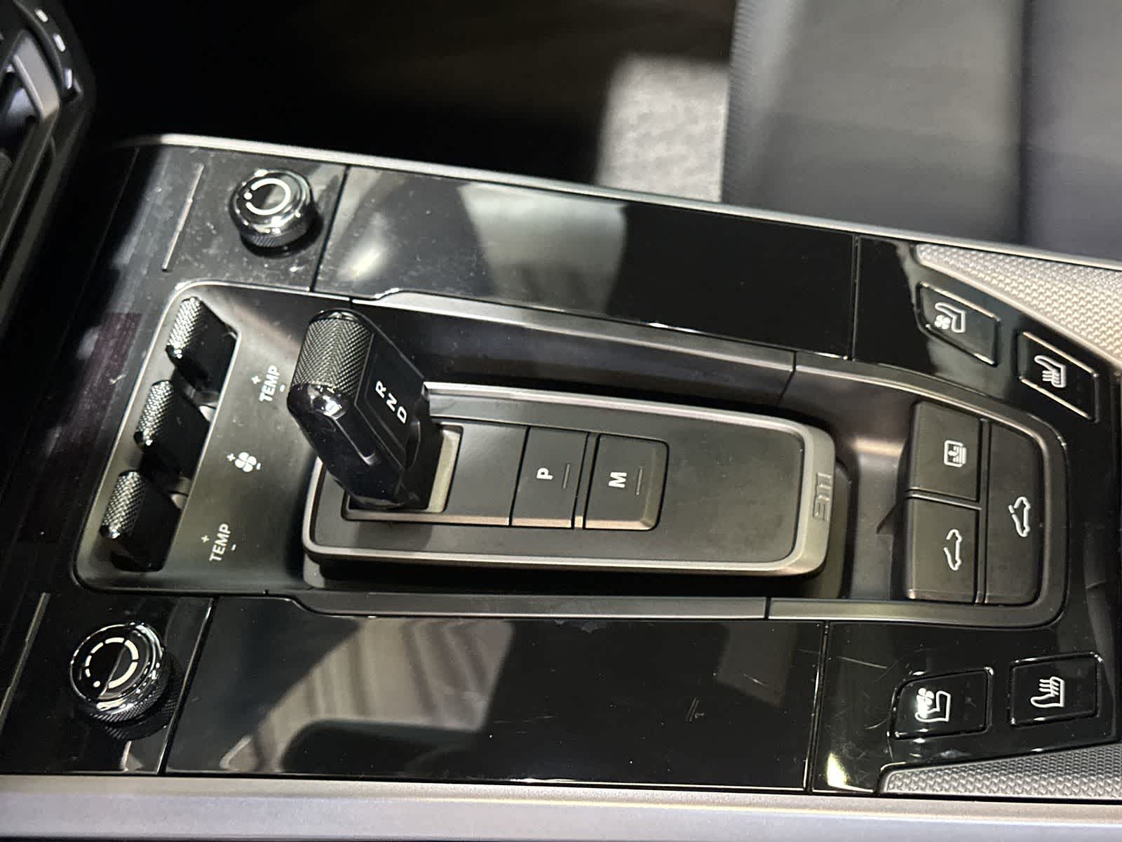 Thumbnail: 2021 Porsche 911 - 28