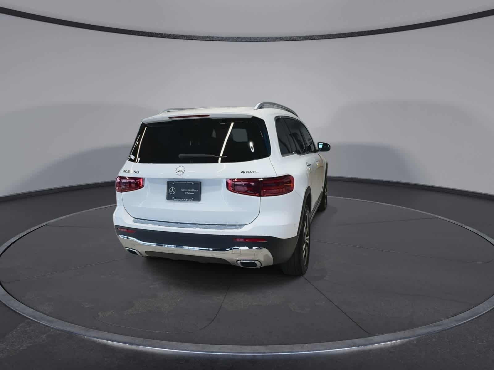 Thumbnail: 2026 Mercedes-Benz GLB - 10