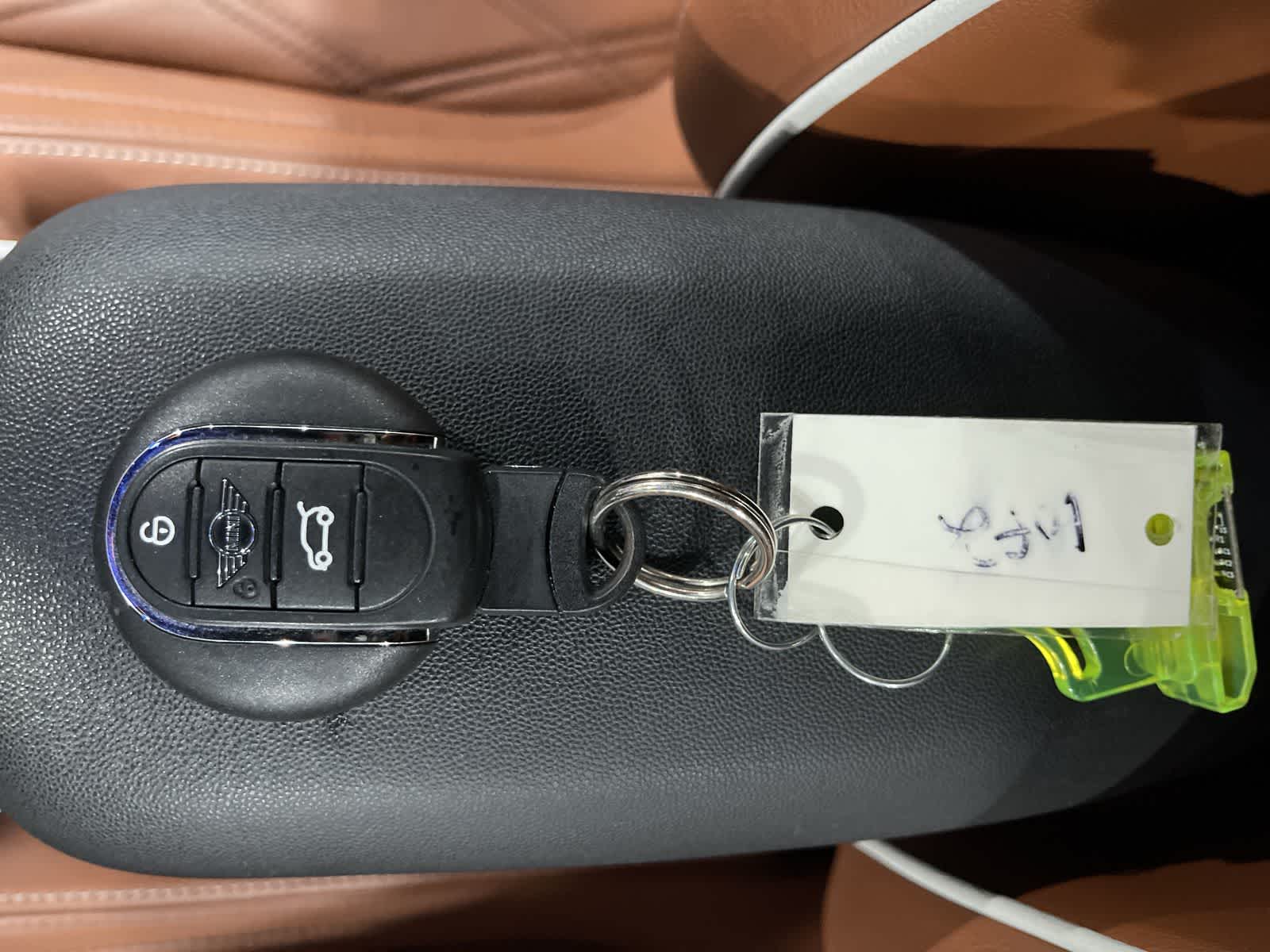 Thumbnail: 2022 MINI Cooper Convertible - 32