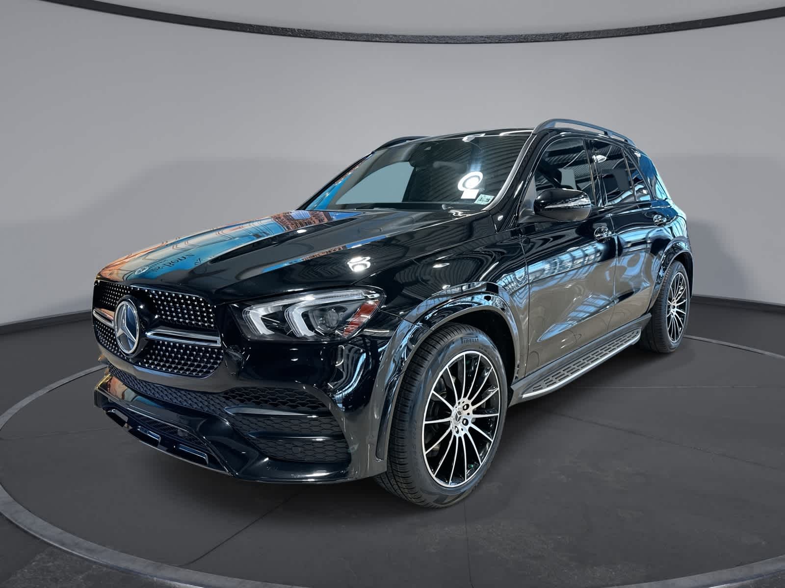 Thumbnail: 2023 Mercedes-Benz GLE - 1