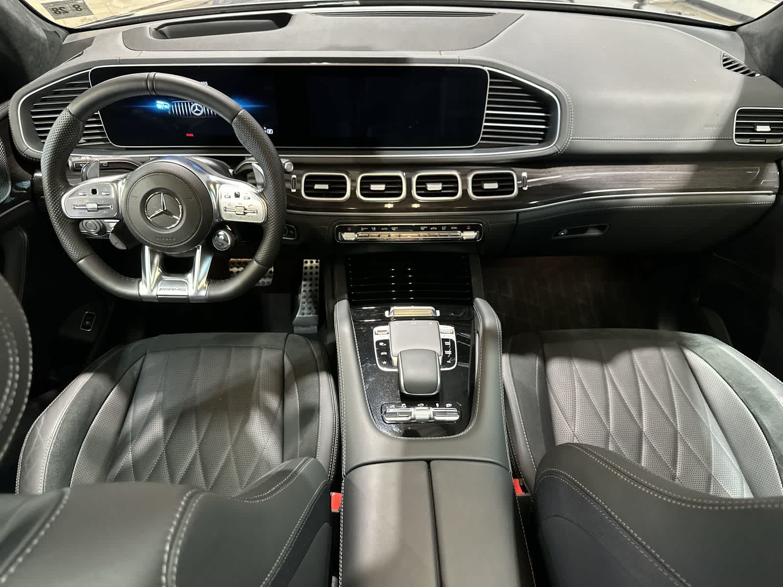 Thumbnail: 2023 Mercedes-Benz GL-Class - 22