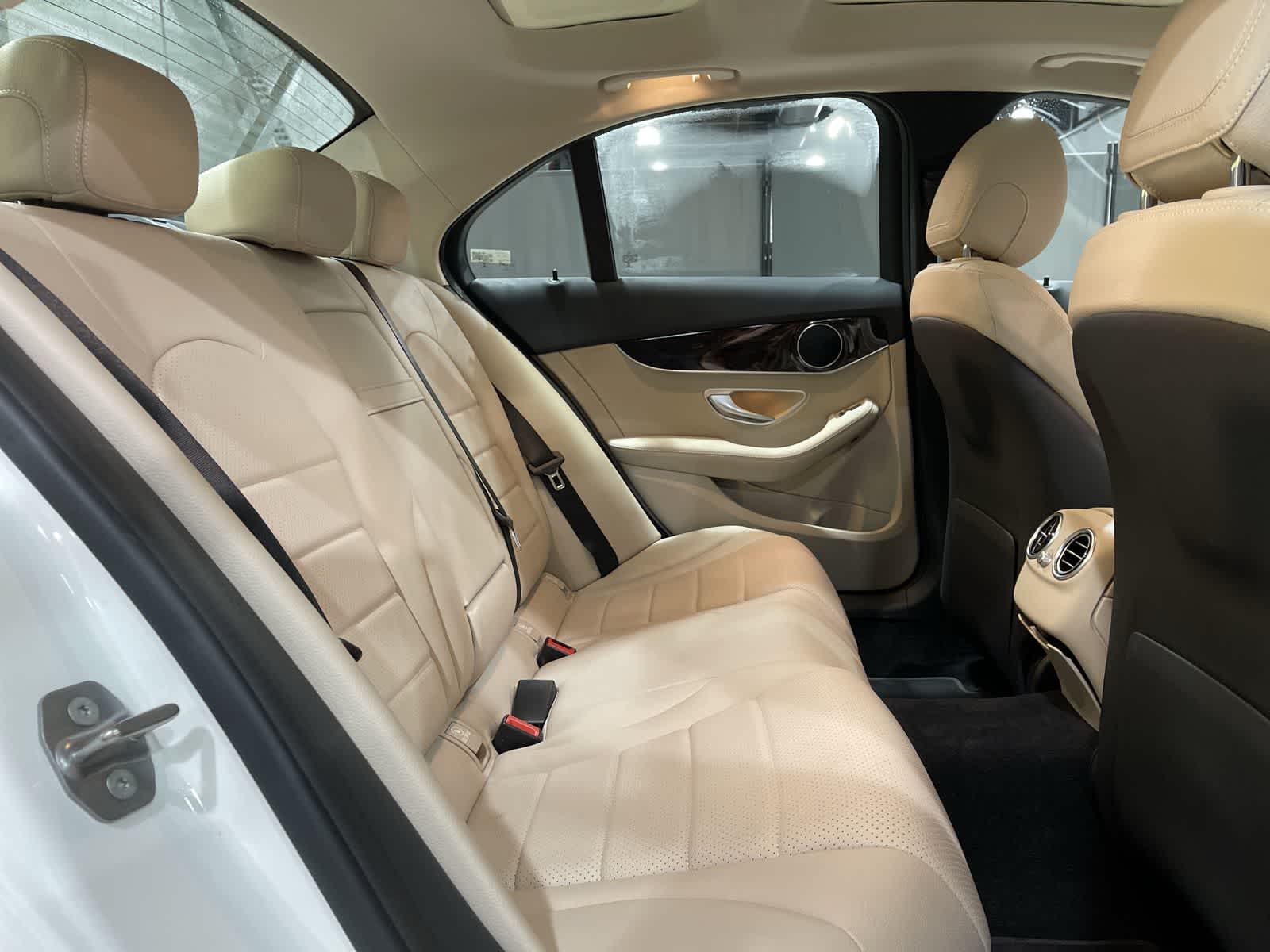 Thumbnail: 2020 Mercedes-Benz C-Class - 25